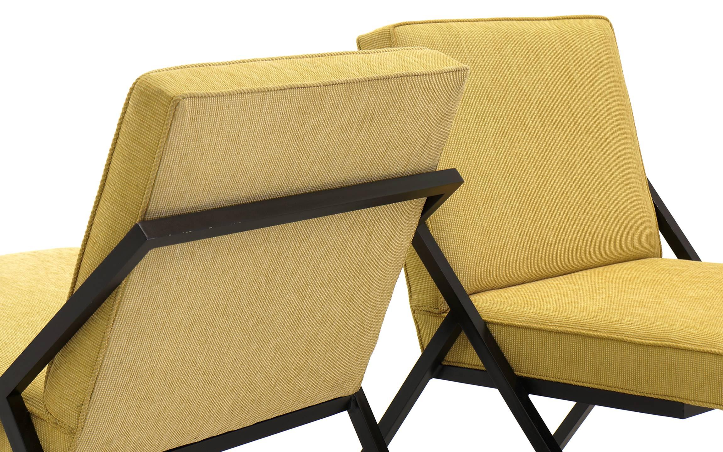 Pair of Rare Mueller Metals Co. X-Base Lounge Chairs In Excellent Condition In Kansas City, MO