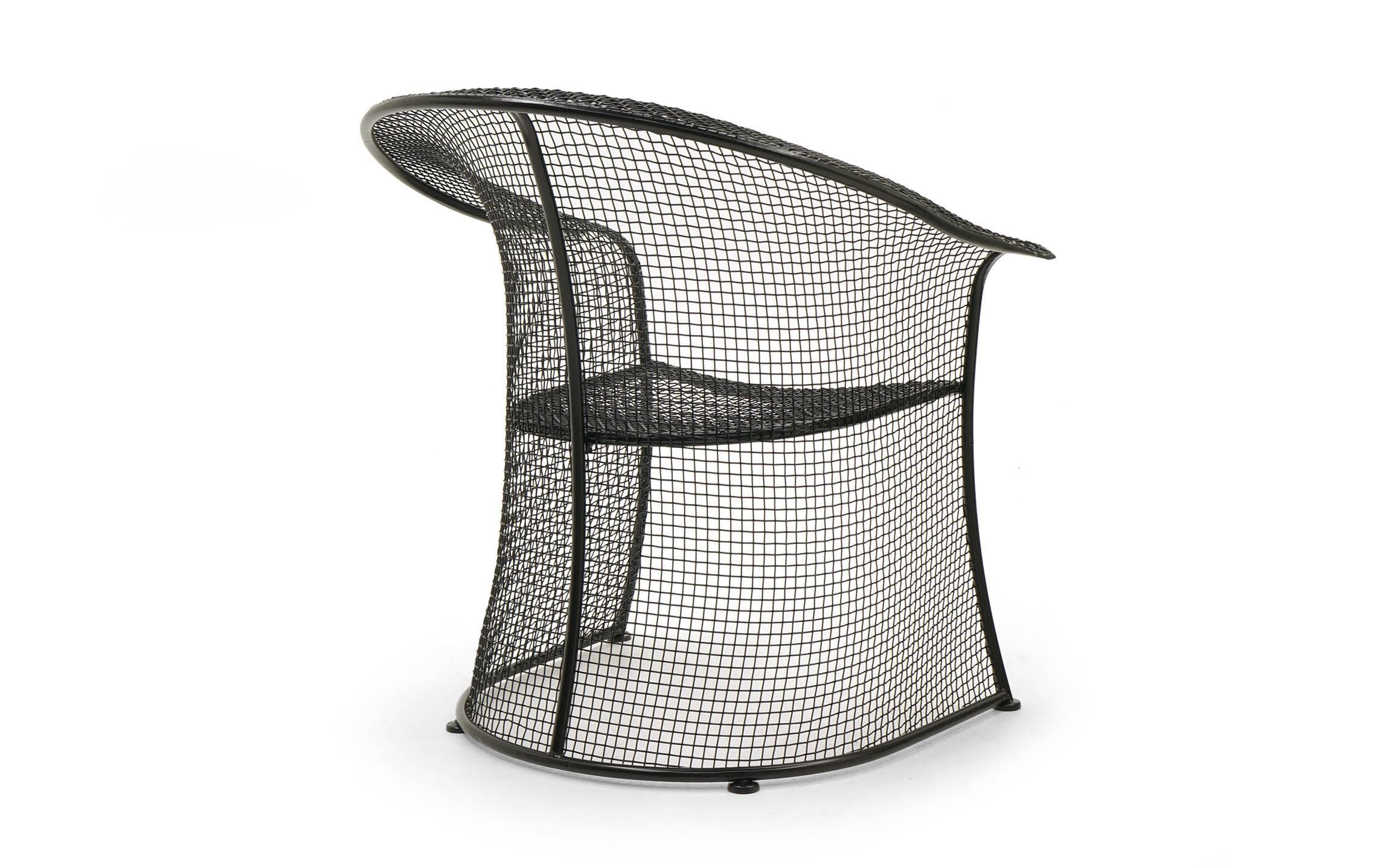 Mid-20th Century Russell Woodard Woven Wire Mesh Outdoor Patio Table and Four Chairs Restored