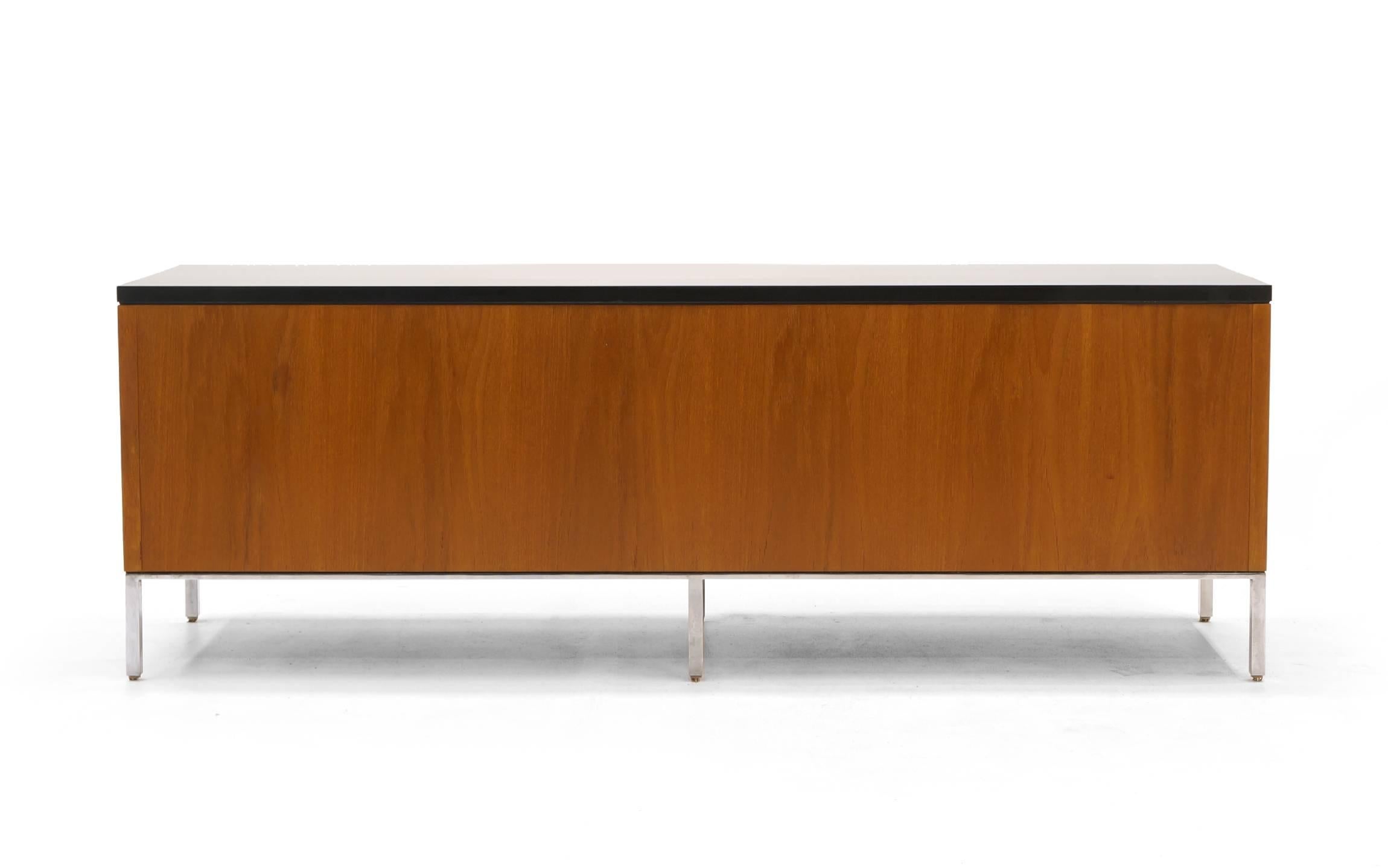 Florence Knoll Low Credenza or Media Cabinet in Walnut, Chrome, Black Enamel Top 2