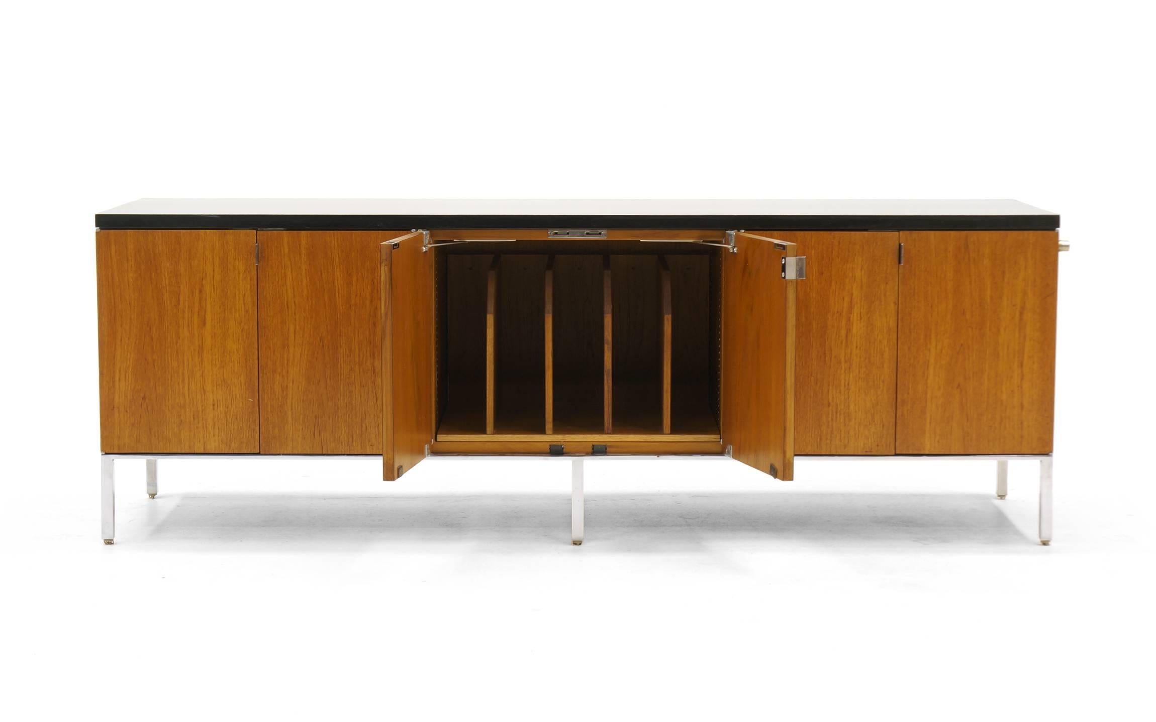 Mid-Century Modern Florence Knoll Low Credenza or Media Cabinet in Walnut, Chrome, Black Enamel Top