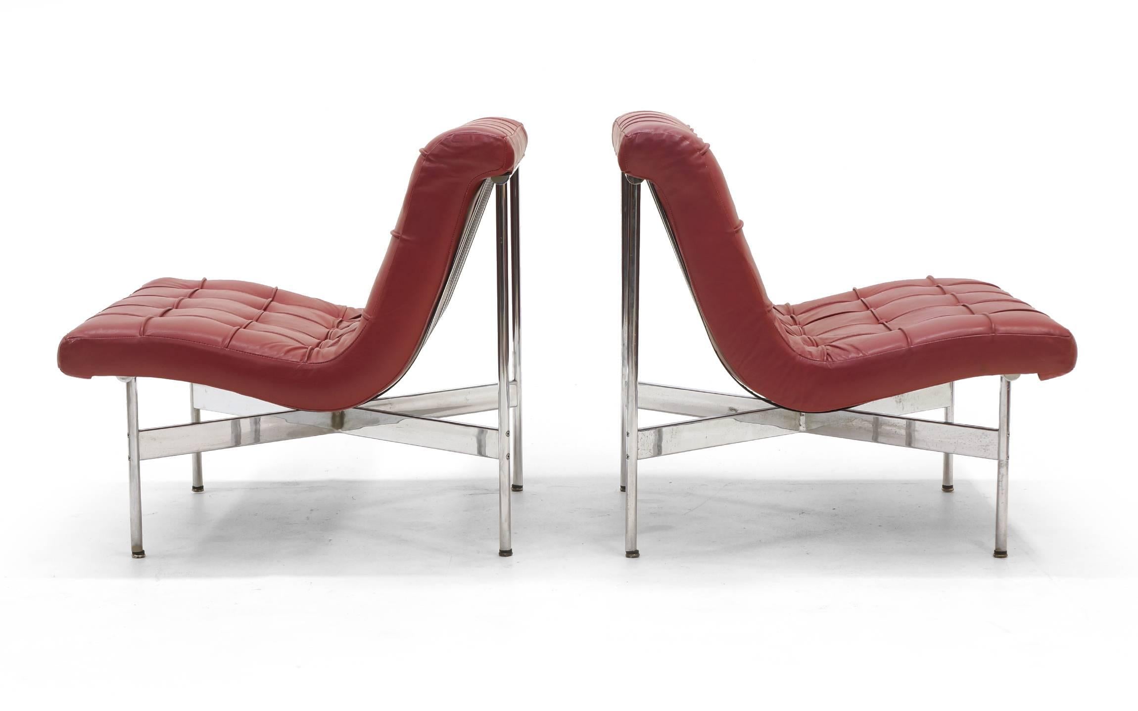 Mid-Century Modern Pair of Laverne Red Leather Lounge Chairs For Sale