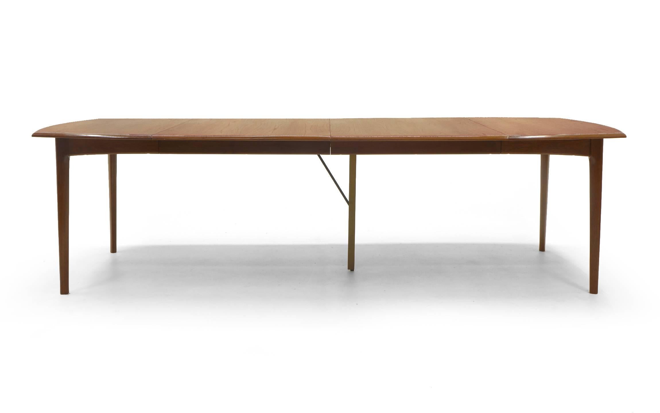 Mid-20th Century Small to Large Expandable Teak Dining Table by H. W. Klein for Bramin For Sale