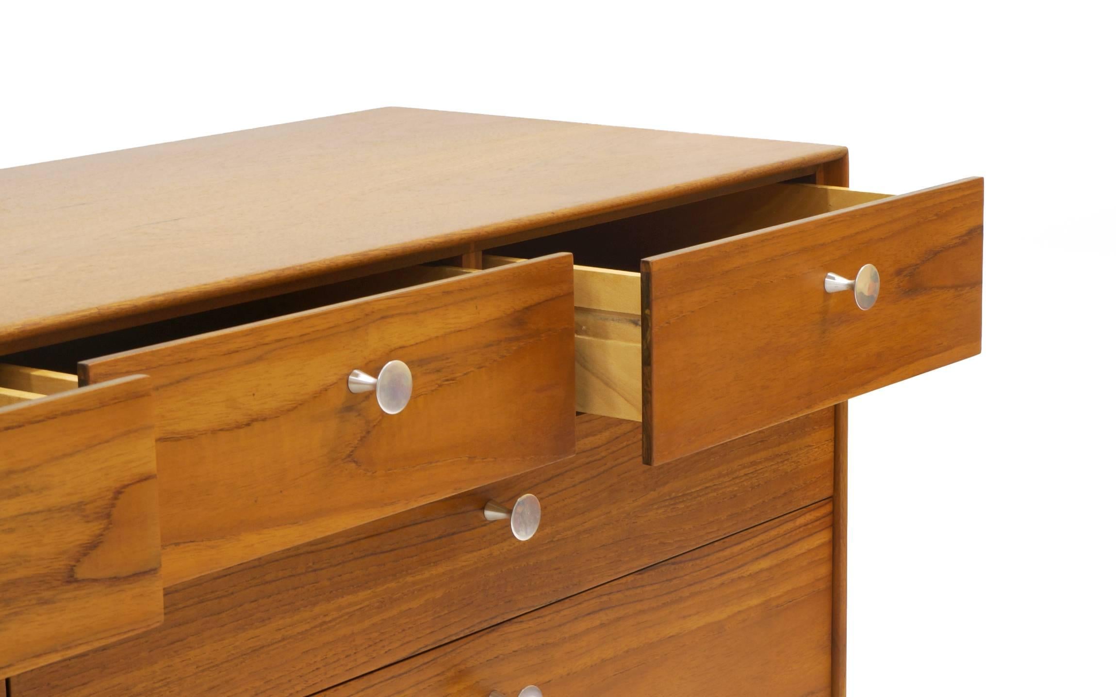 Mid-20th Century Thin Edge Ten-Drawer Walnut Dresser by George Nelson, Excellent Condition