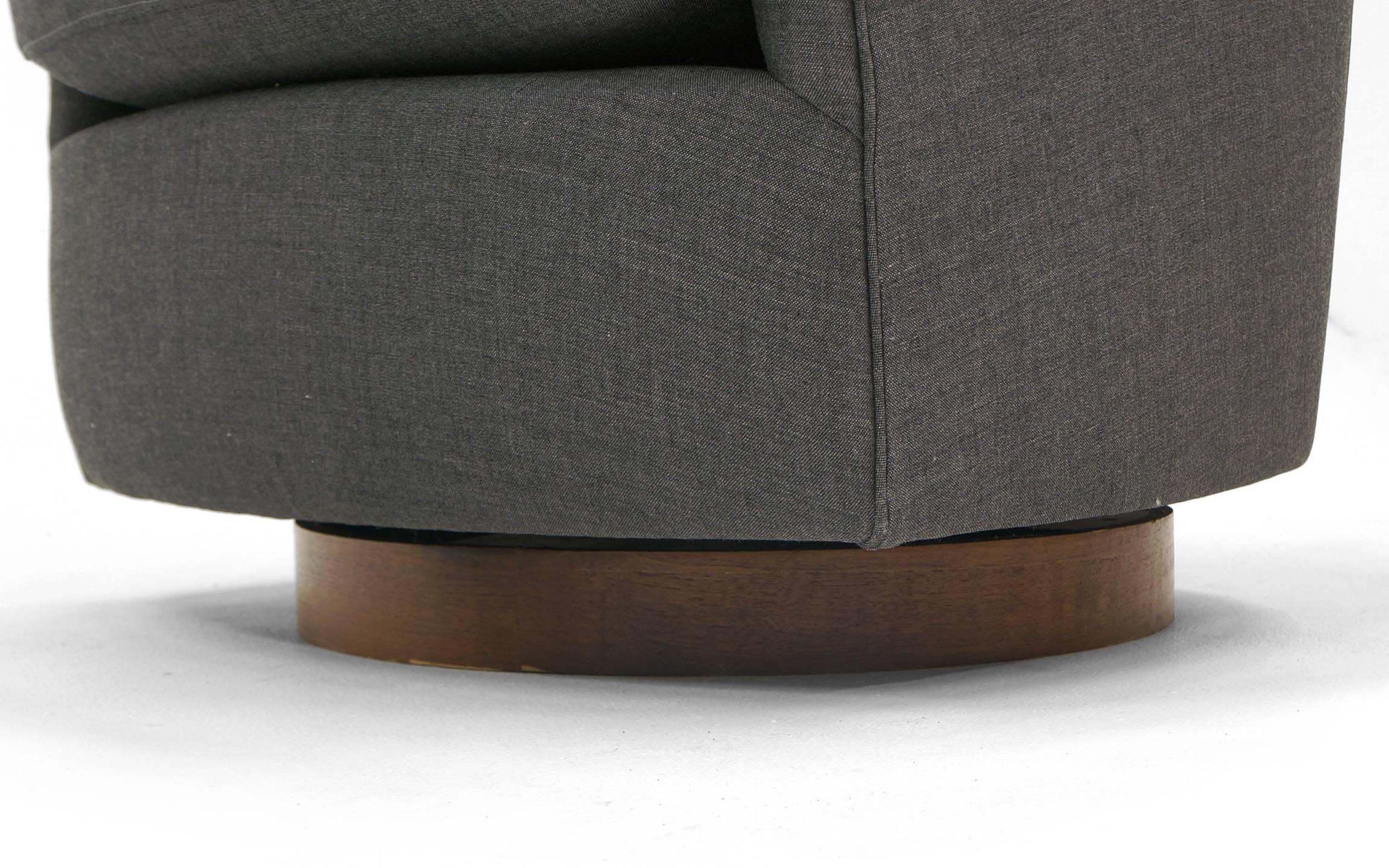 Pair of Milo Baughman Tilt Swivel Club Chairs, Charcoal Gray Maharam Fabric 2