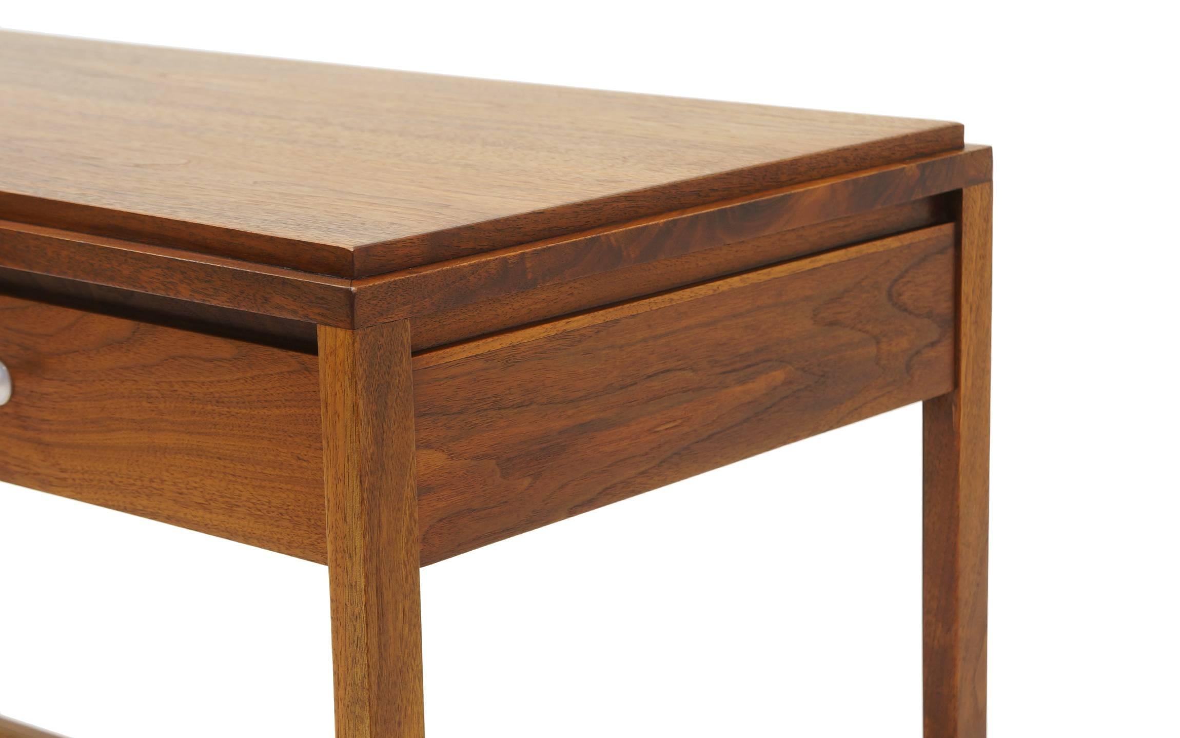 Mid-20th Century Console Server by Paul McCobb for the Grand Rapids Collection
