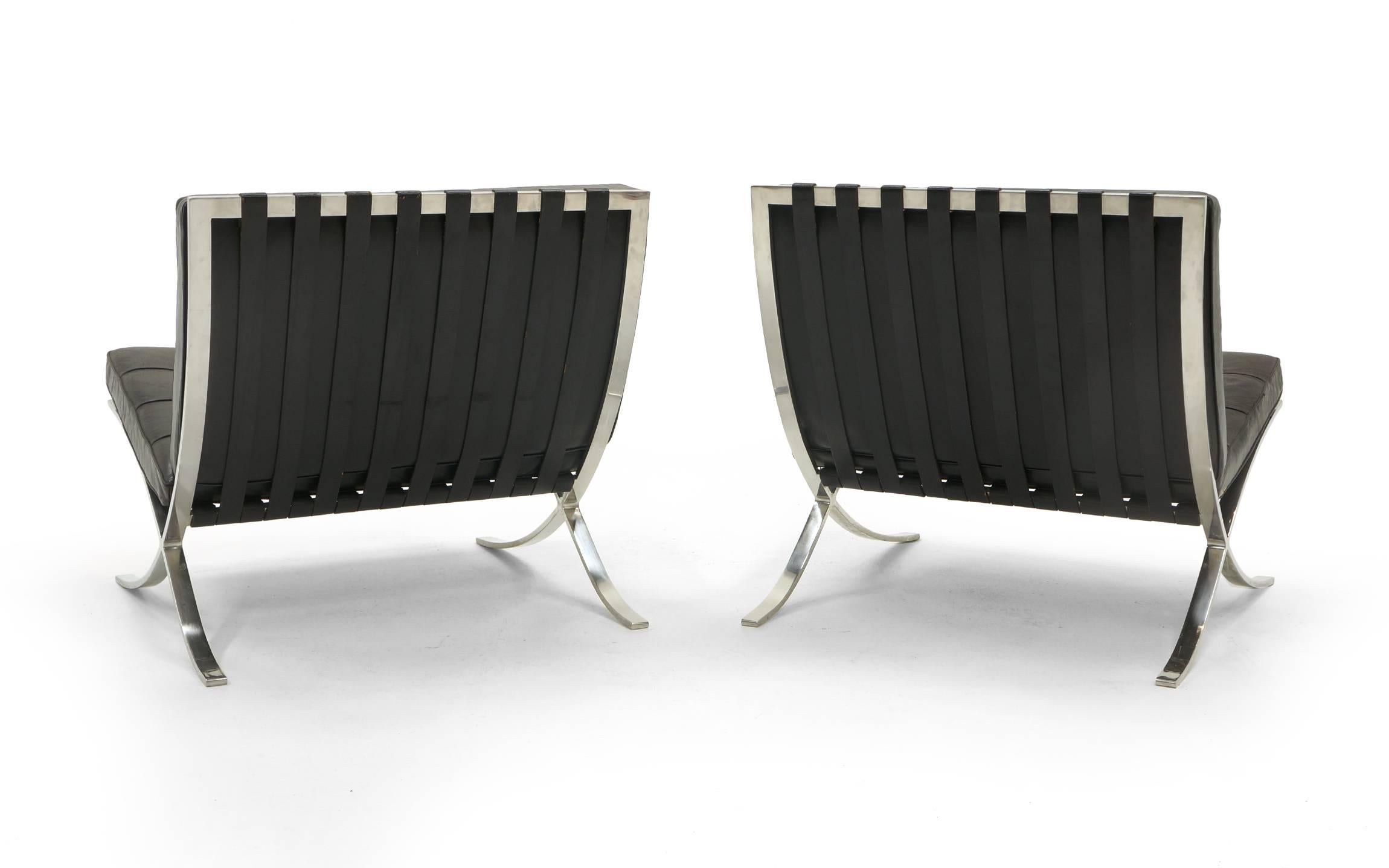 Polished Pair of Barcelona Chairs, Early Knoll Production, Stainless and Black Leather