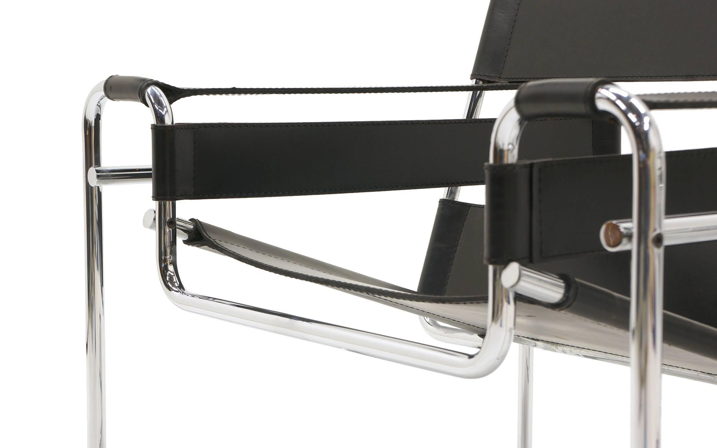 Pair of Marcel Breuer Wassily Chairs by Knoll All Original Black Leather 2