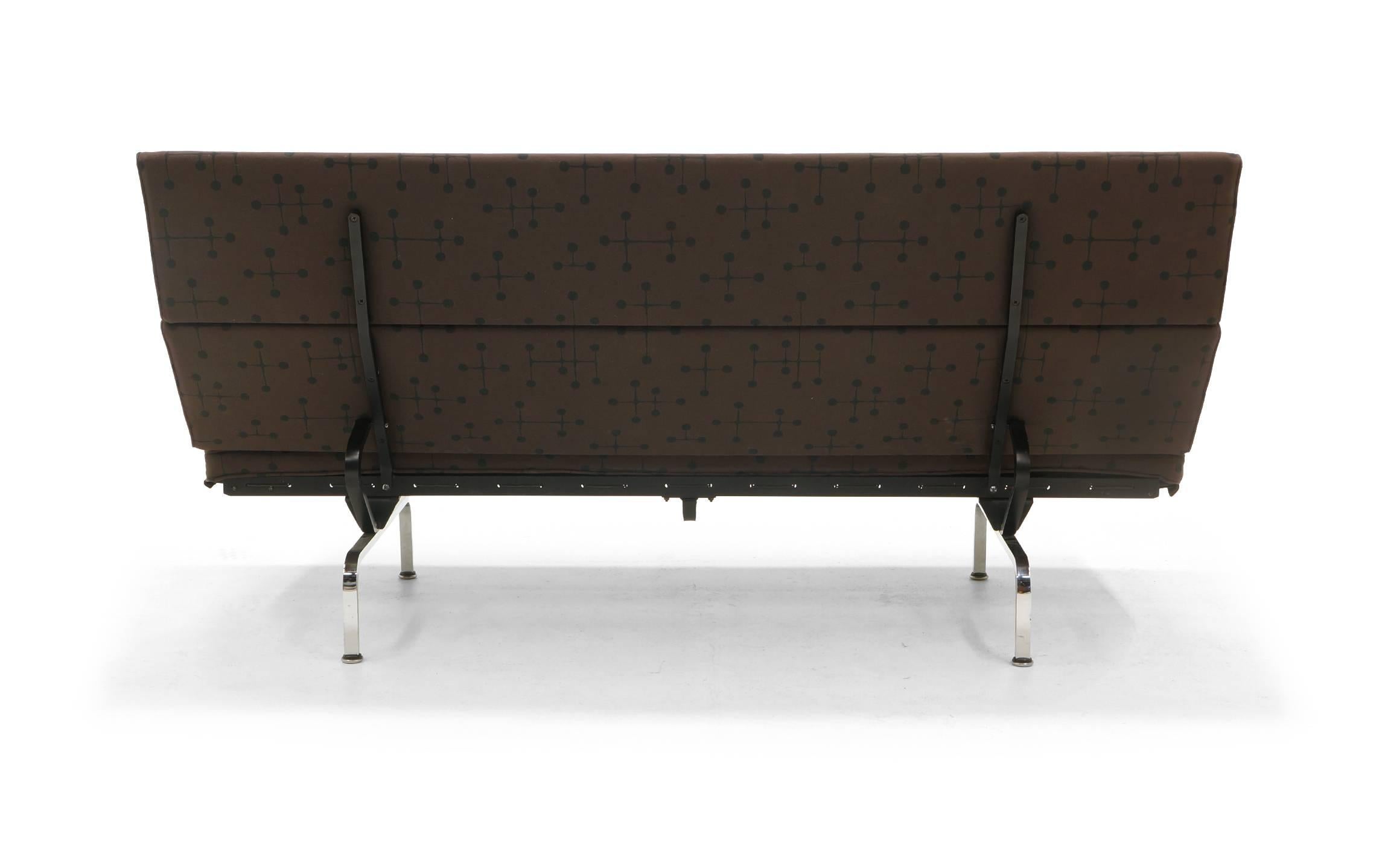 American Charles and Ray Eames Sofa Compact for Herman Miller in Eames Dot Pattern Fabric