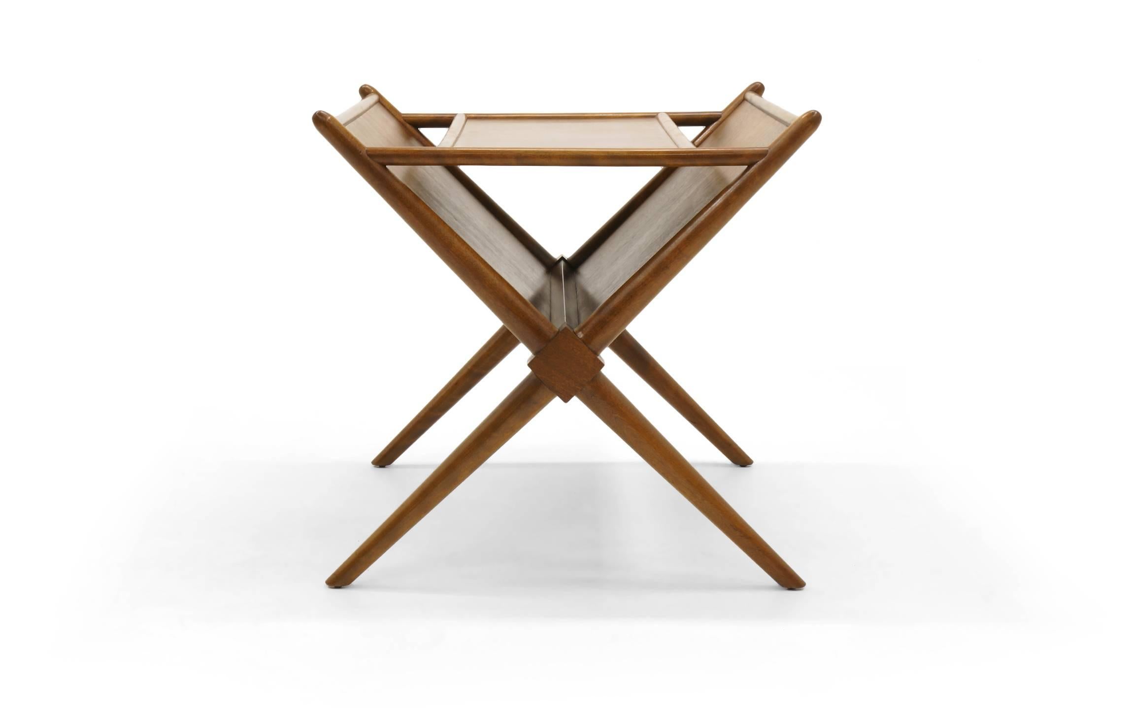 Magazine table or end table designed by T.H. Robsjohn Gibbings for Widdicomb. Expertly restored and refinished. Beautiful.