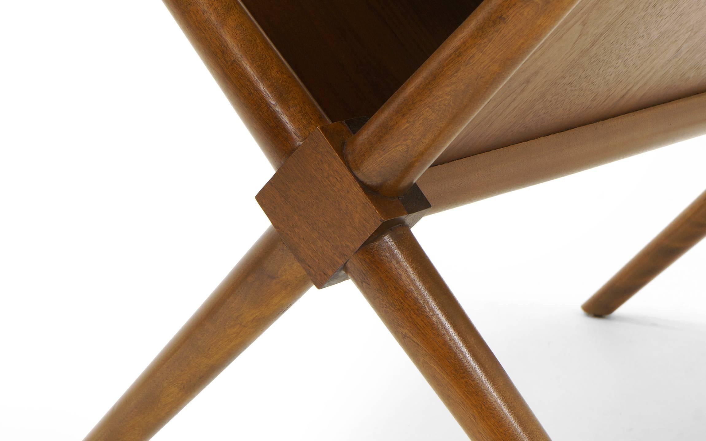 Magazine Table by Robsjohn-Gibbings for Widdicomb, Excellent Condition 1