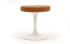 Eero Saarinen Stool for Knoll, Original Tan Vinyl and White Tulip Base