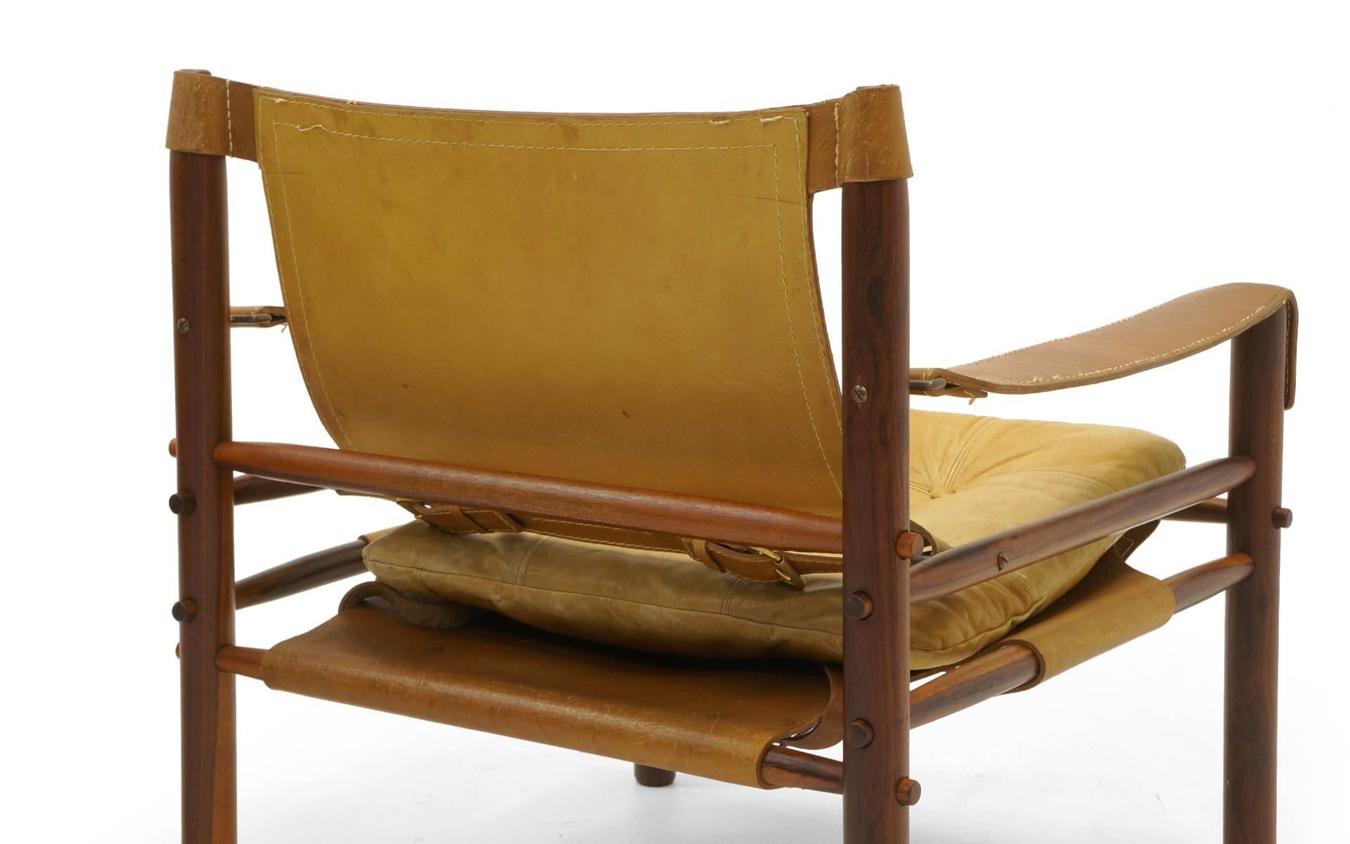Pair of Sirocco Safari Lounge Chairs by Arne Novell, Rosewood and Leather 4