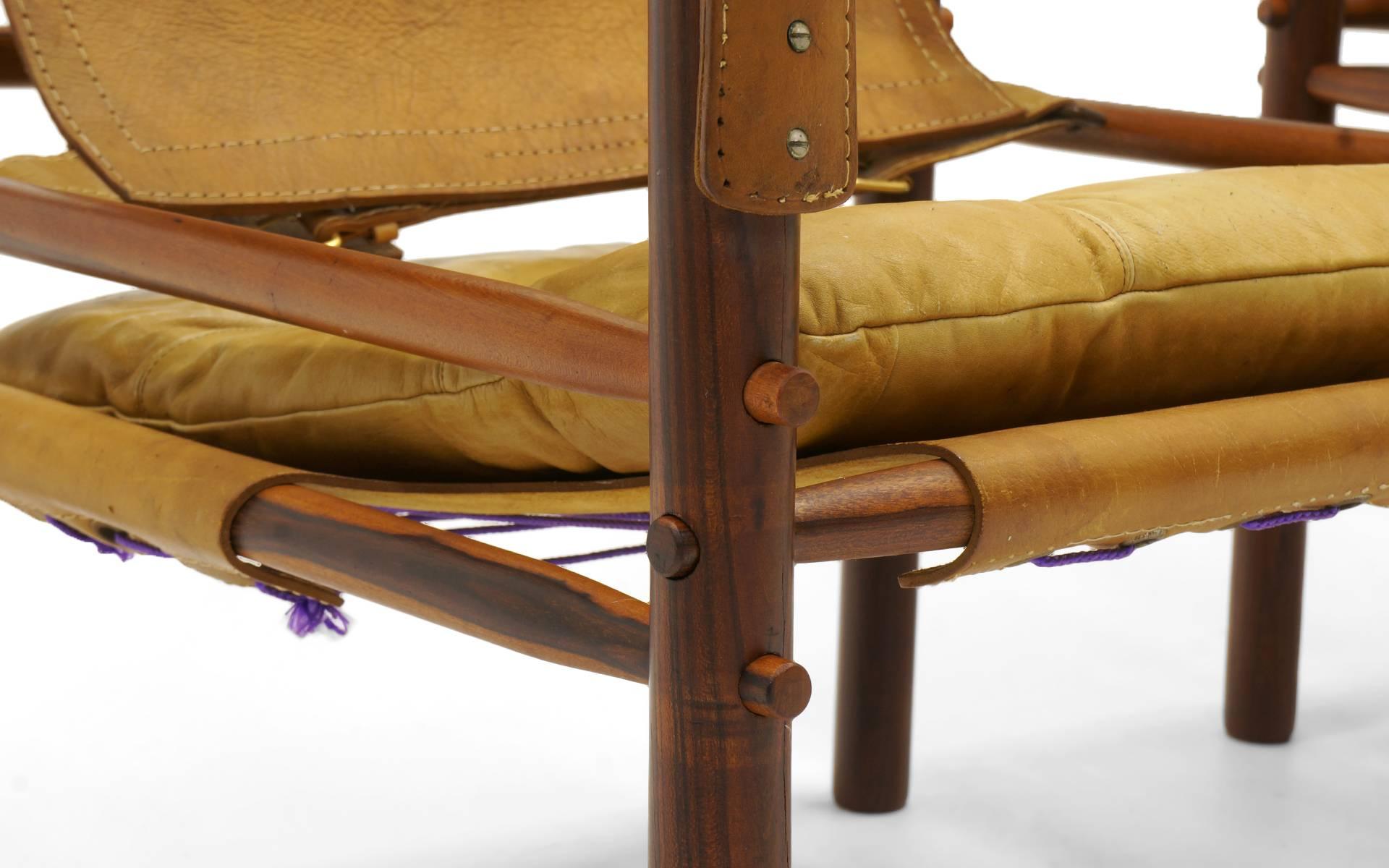 Pair of Sirocco Safari Lounge Chairs by Arne Novell, Rosewood and Leather 2