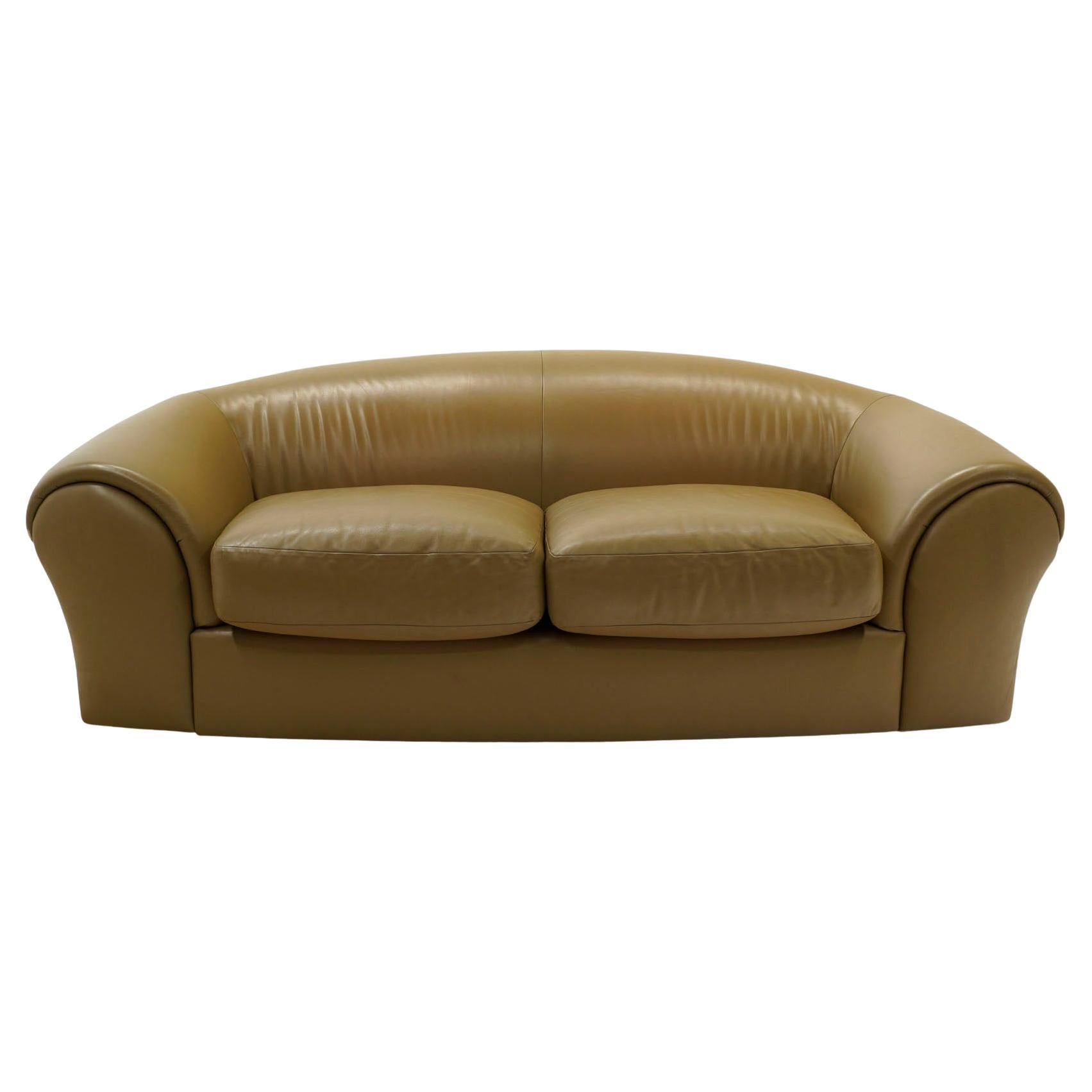 Robert Venturi Grandma Sofa in the Original Tan / Taupe Leather for Knoll. For Sale