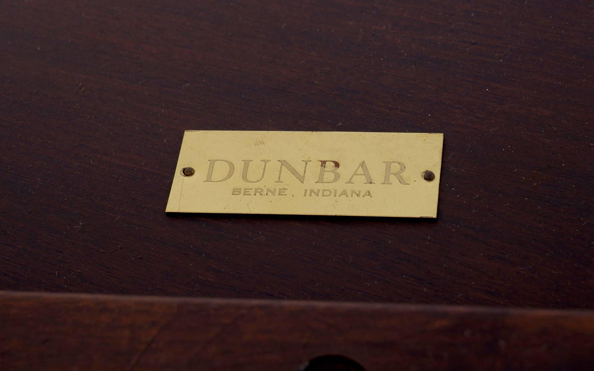 Milieu du XXe siècle Table basse Pentagonal d'Edward Wormley pour Dunbar en vente