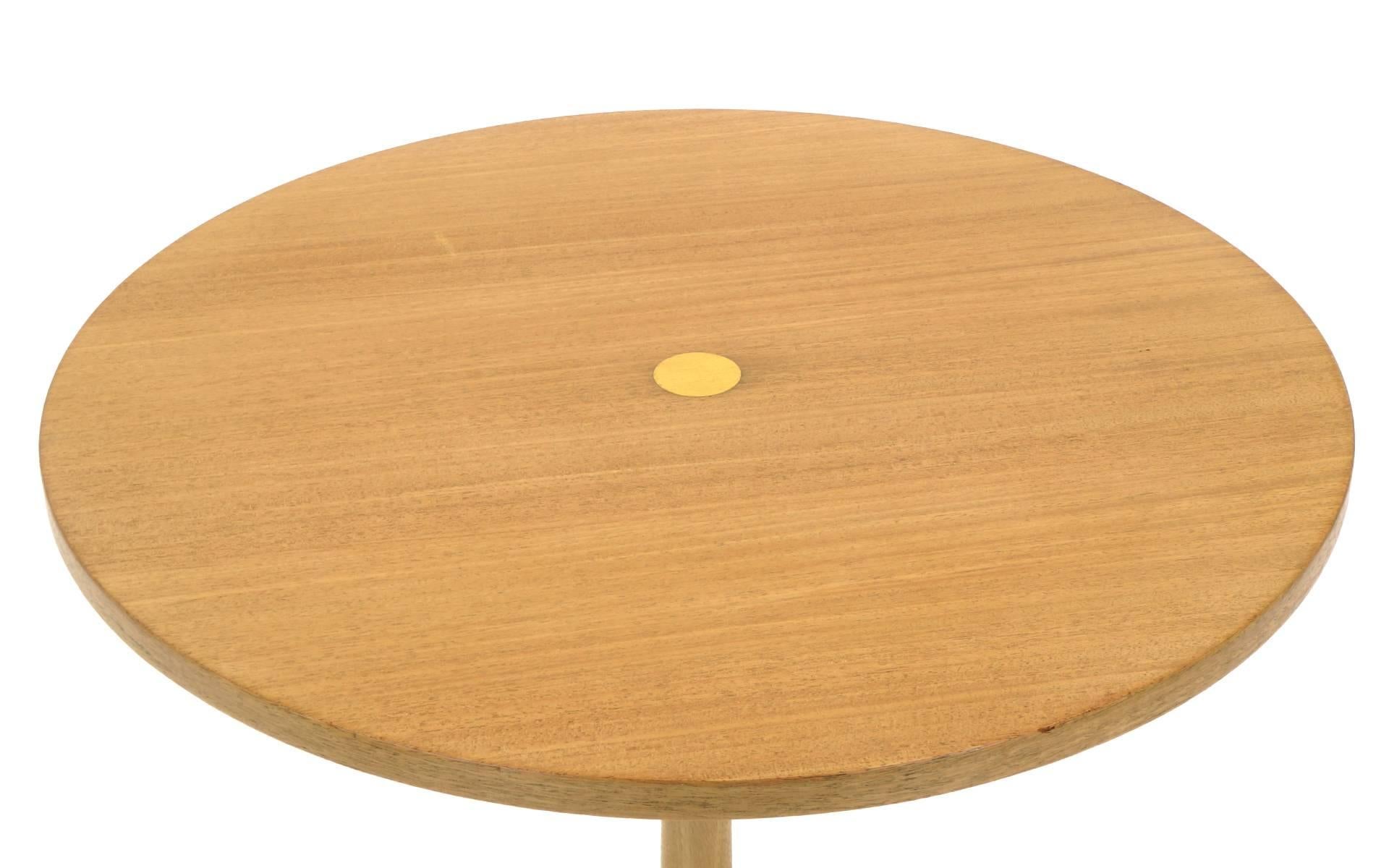 Mid-Century Modern Extremely Rare Paul McCobb Connoisseur Collection Occasional Table, Model 70008