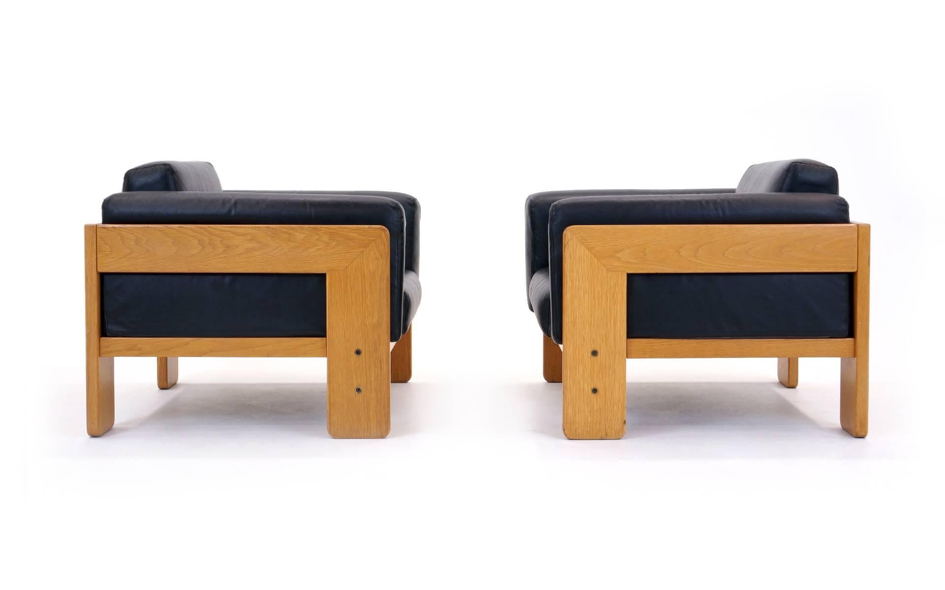 Mid-Century Modern Tobia Scarpa Bastiano Walnut and Black Leather Sofa and Chairs for Gavina