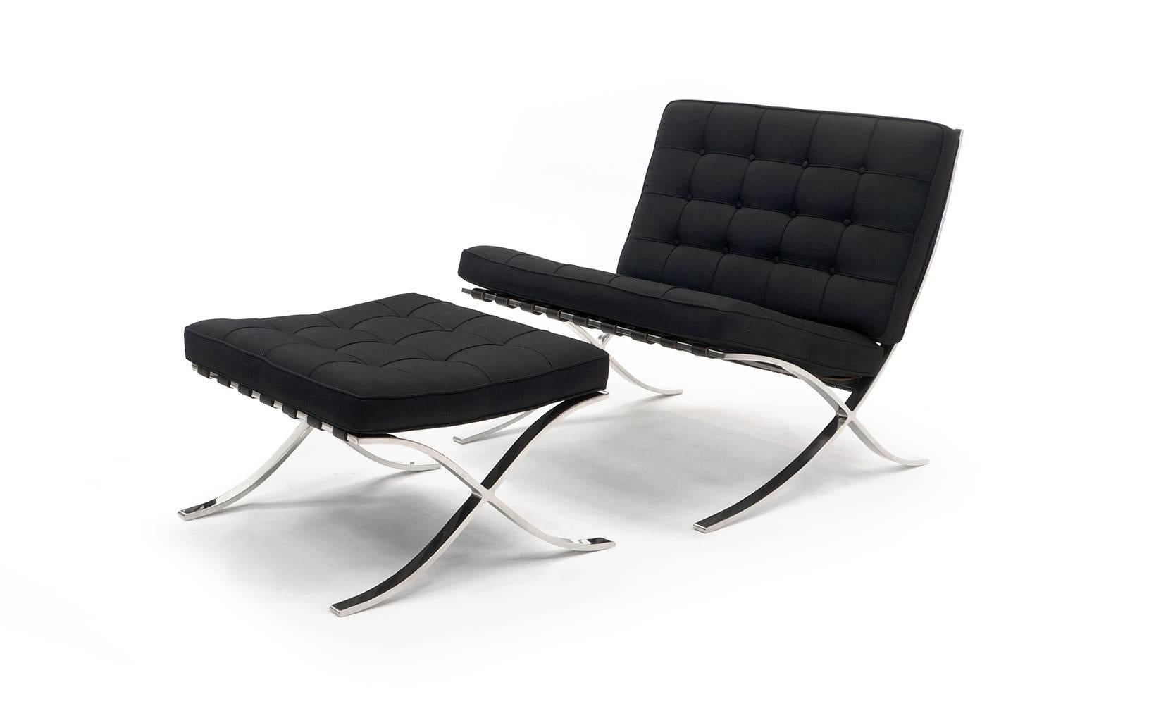 Ludwig Mies van der Rohe for Knoll Barcelona chair with ottoman in hand polished stainless steel. Created by Ludwig Mies van der Rohe for the German Pavilion at the 1929 Barcelona exposition. This is an original Knoll stainless steel frame with new
