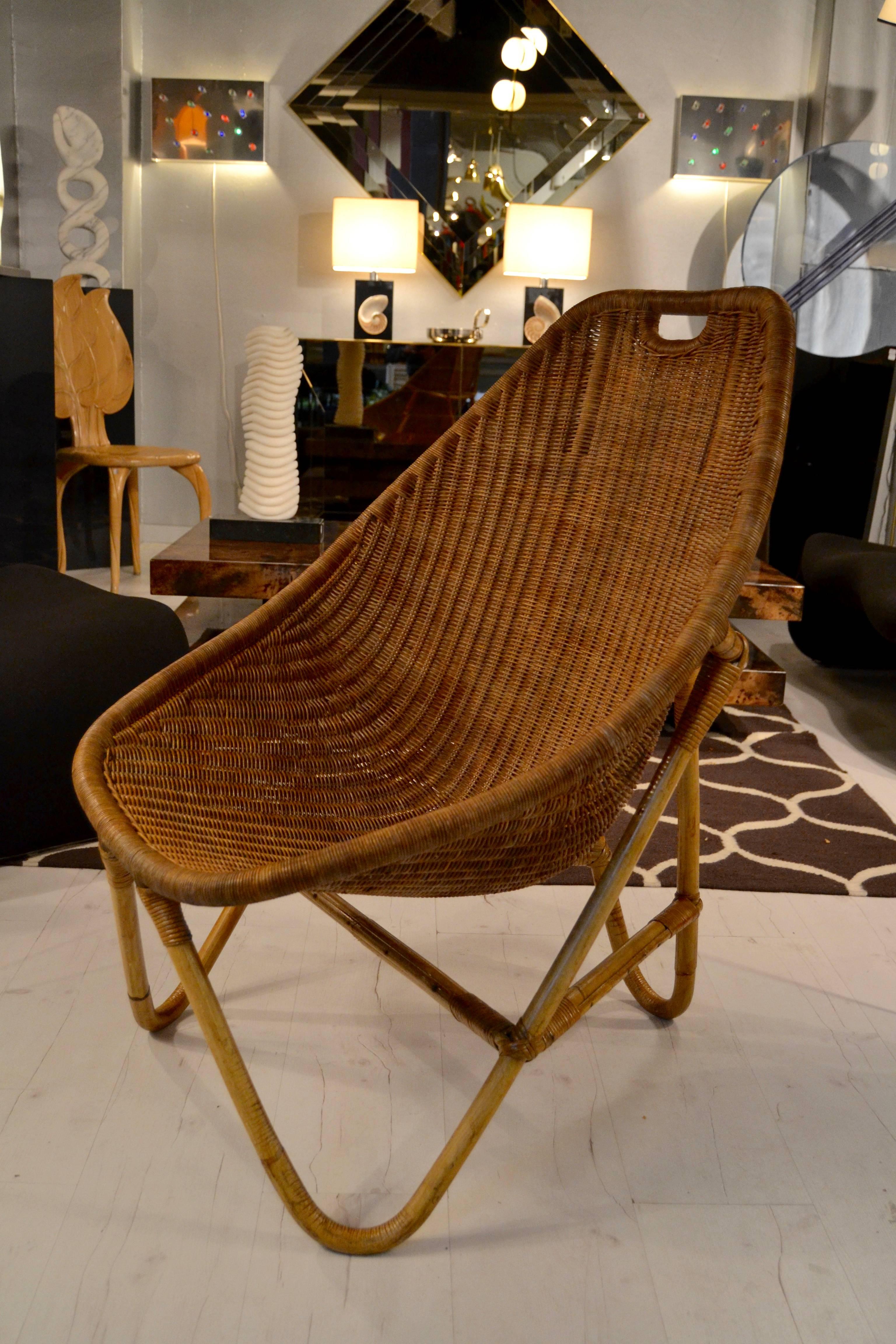 1960-1970 French bamboo and rattan easy chair.
Great design in good vintage condition.