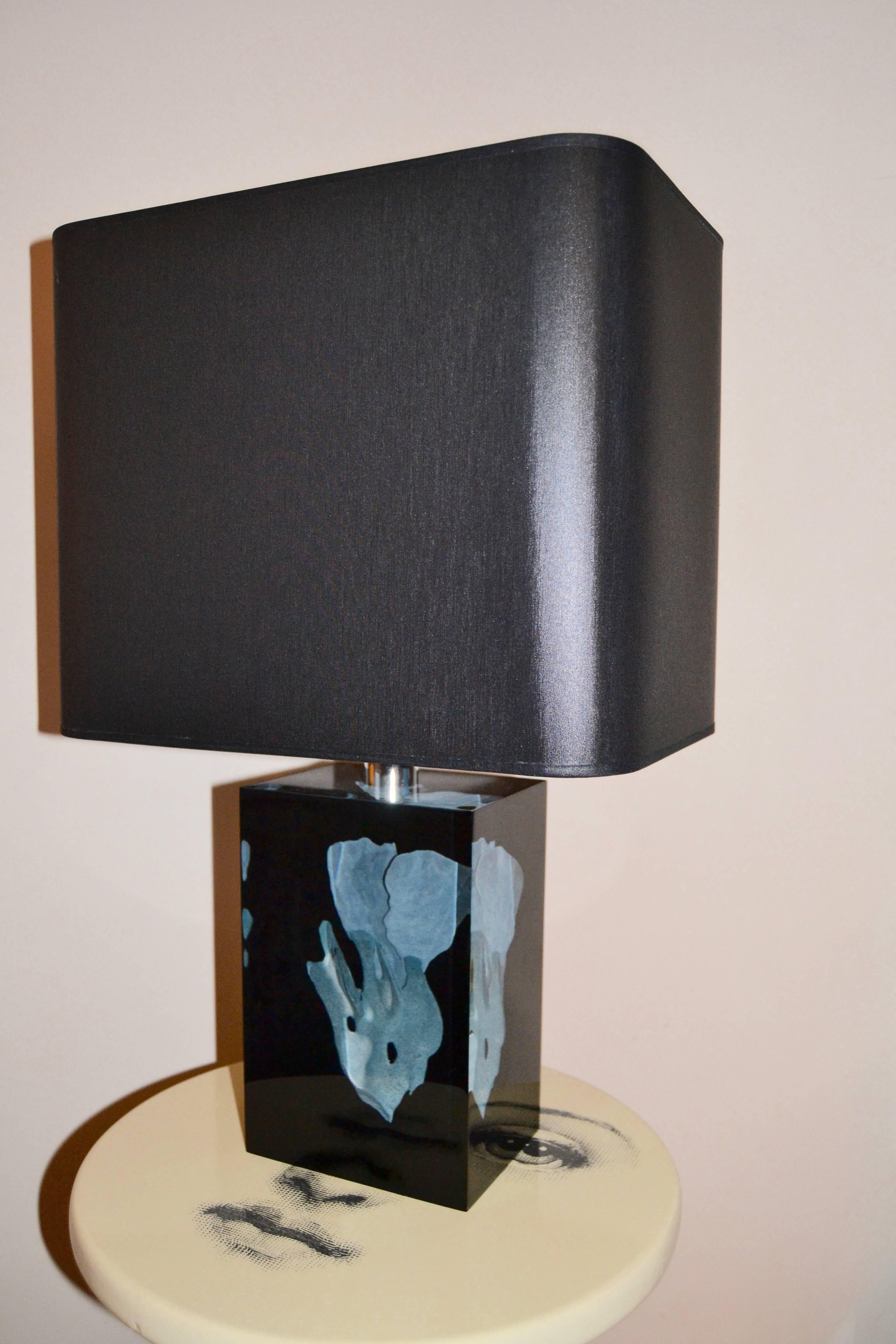 Mid-Century Modern 1970s Lucite and Bleu Coral Inlaid Lamp