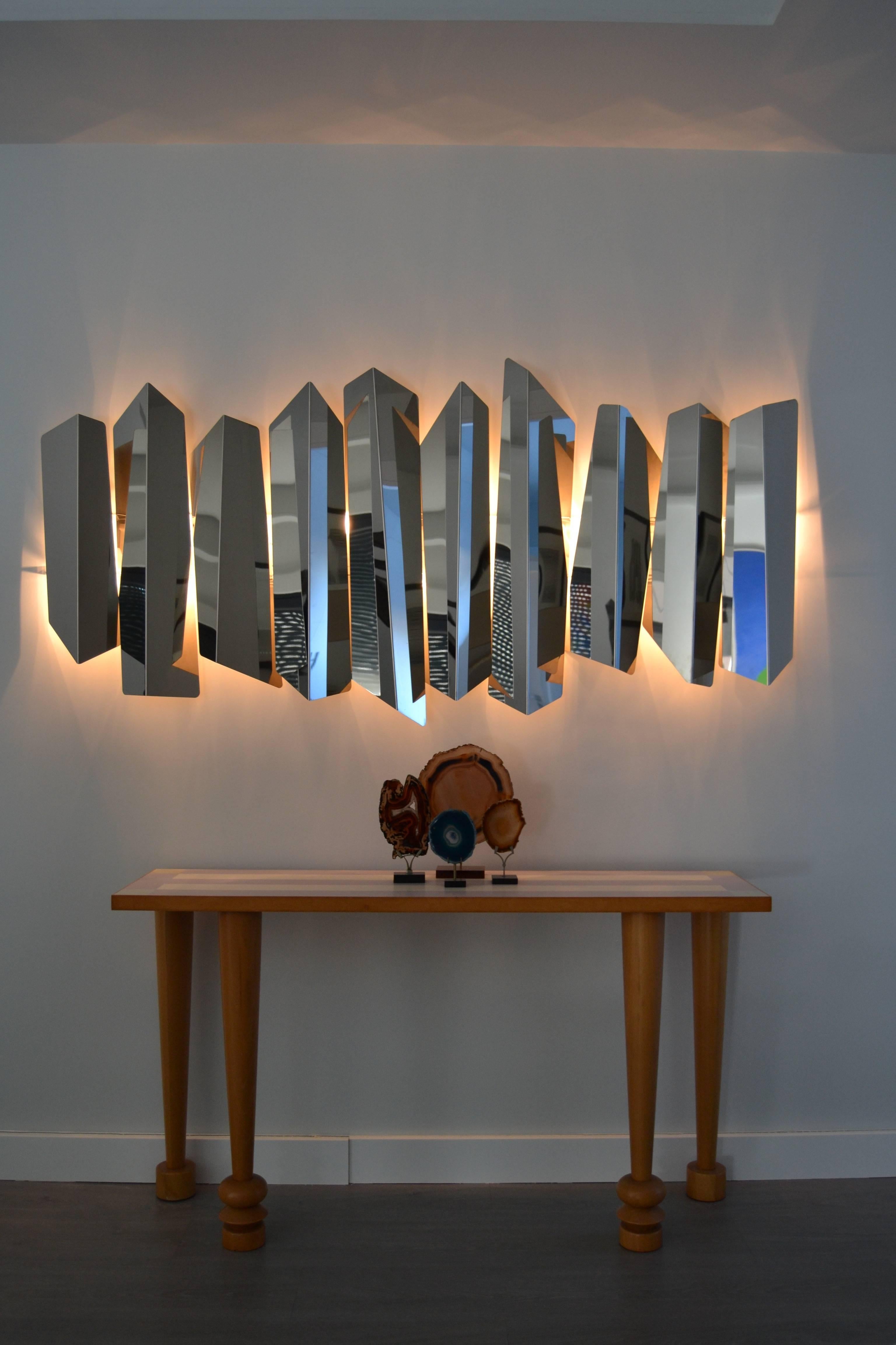 Late 20th Century Large Wall Lighted Sculpture by Torregiani