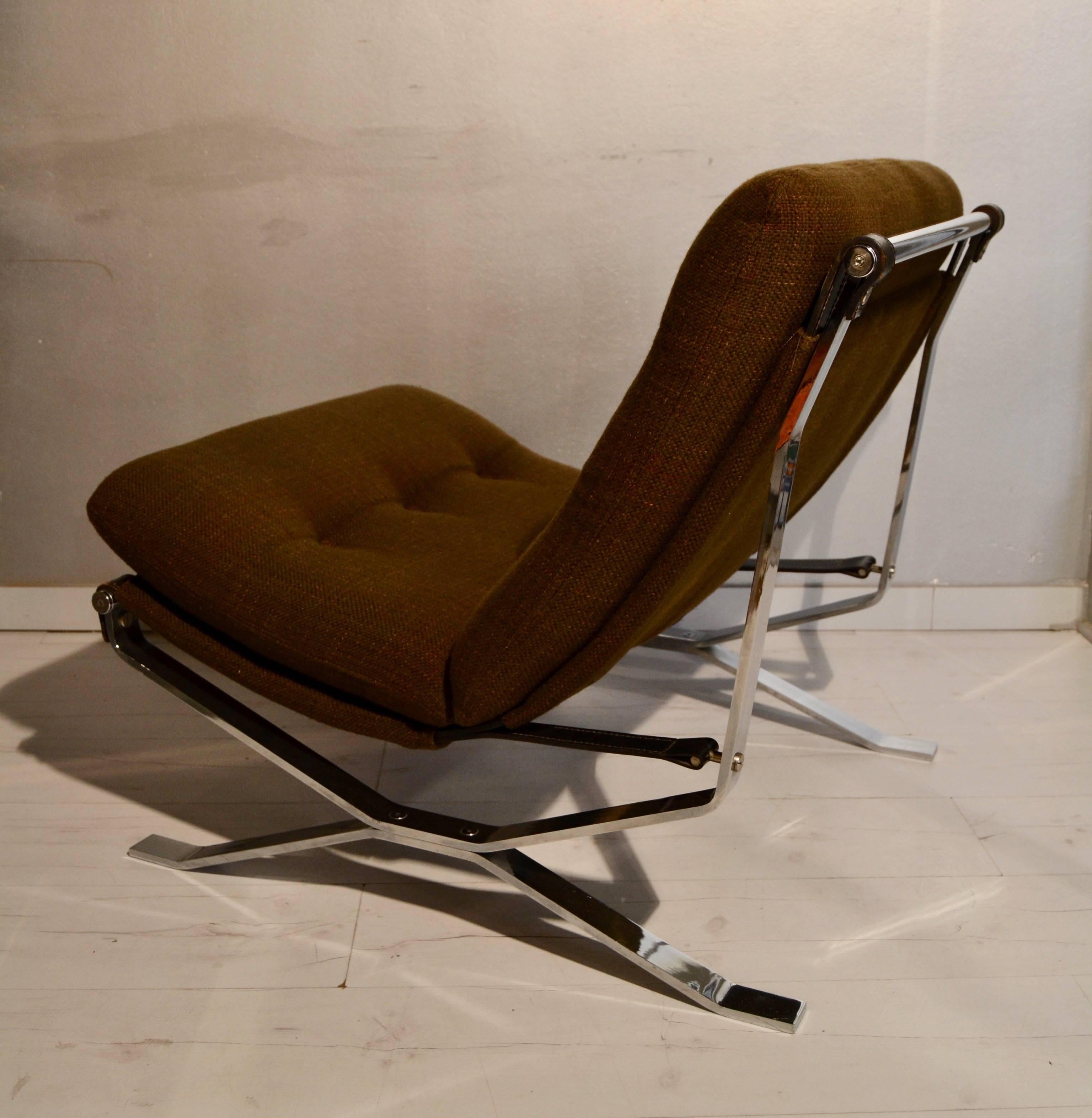 Pair of steel, black leather and brown wool fabric chairs designed by Ico Parisi for MiM in 1969. Great quality on massif chromed steel
Great condition.
  
