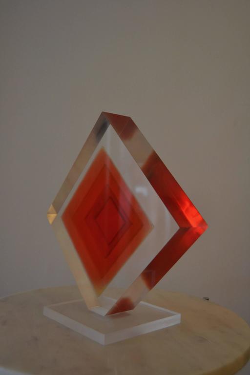 1970s Lucite Sculpture For Sale at 1stDibs