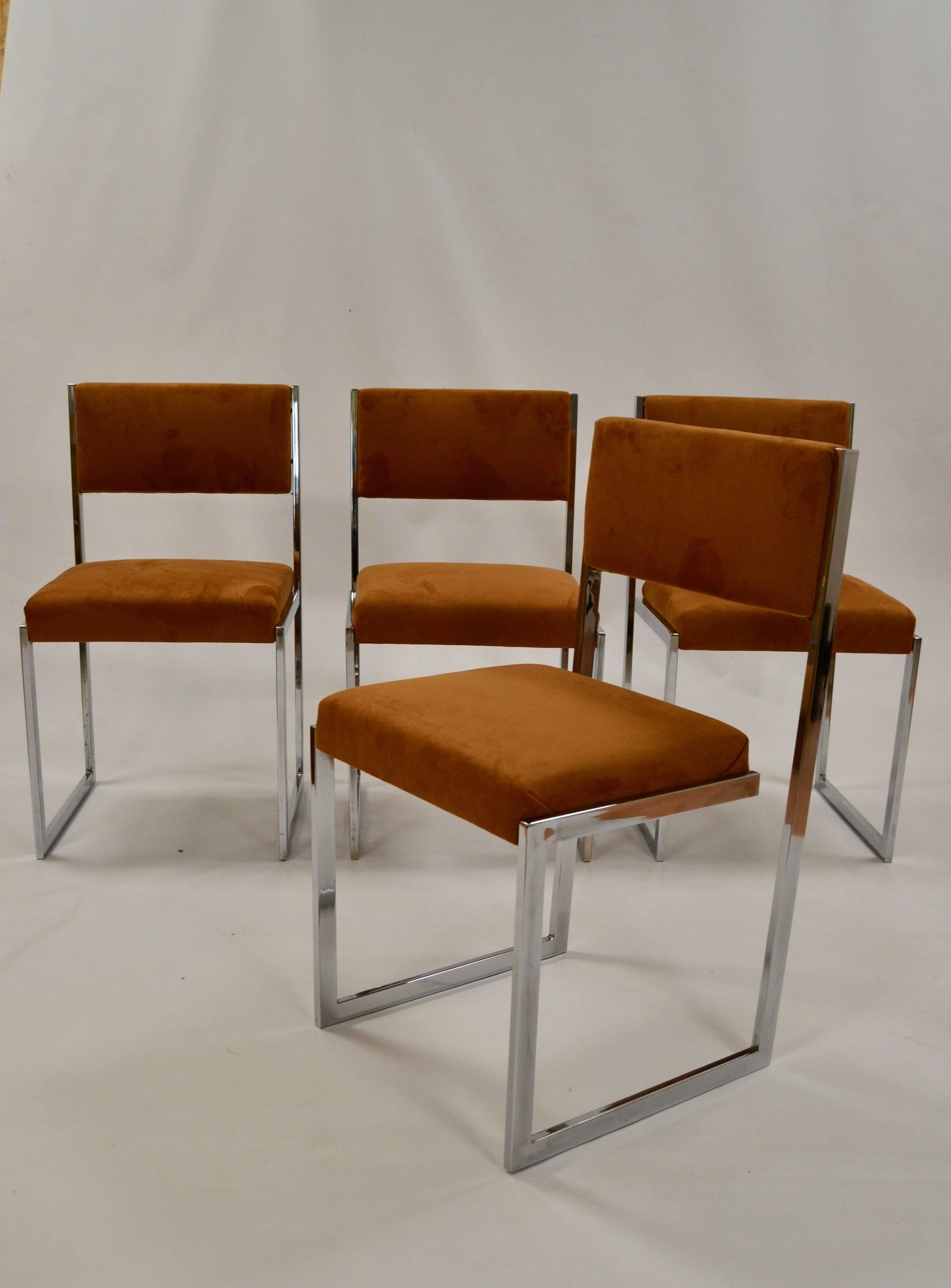 Late 20th Century 1970s Set of Eight Chromed Steel Chairs
