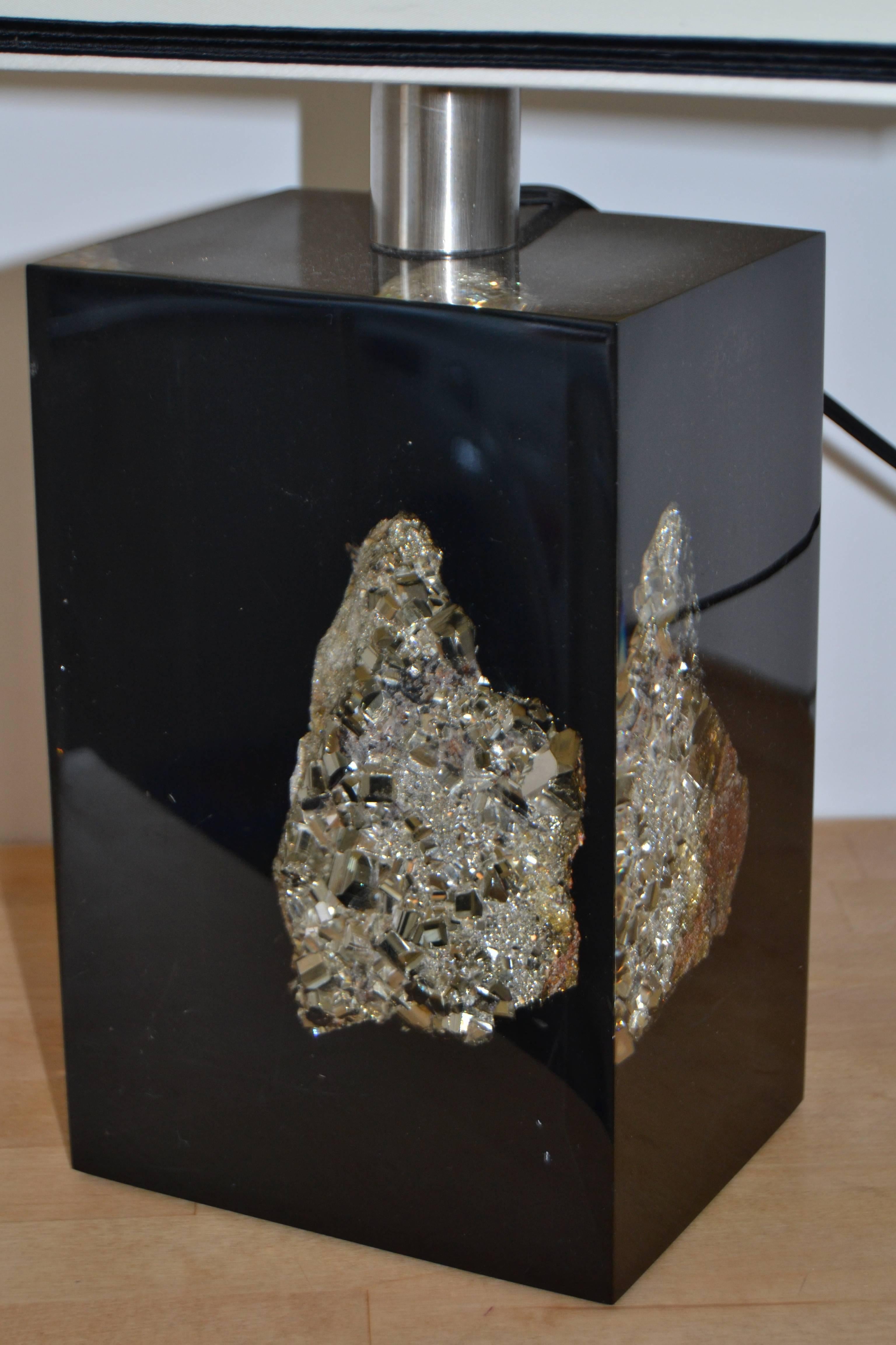 Mid-Century Modern 1970s Pyrite Rock Inlaid on Lucite Table Lamp