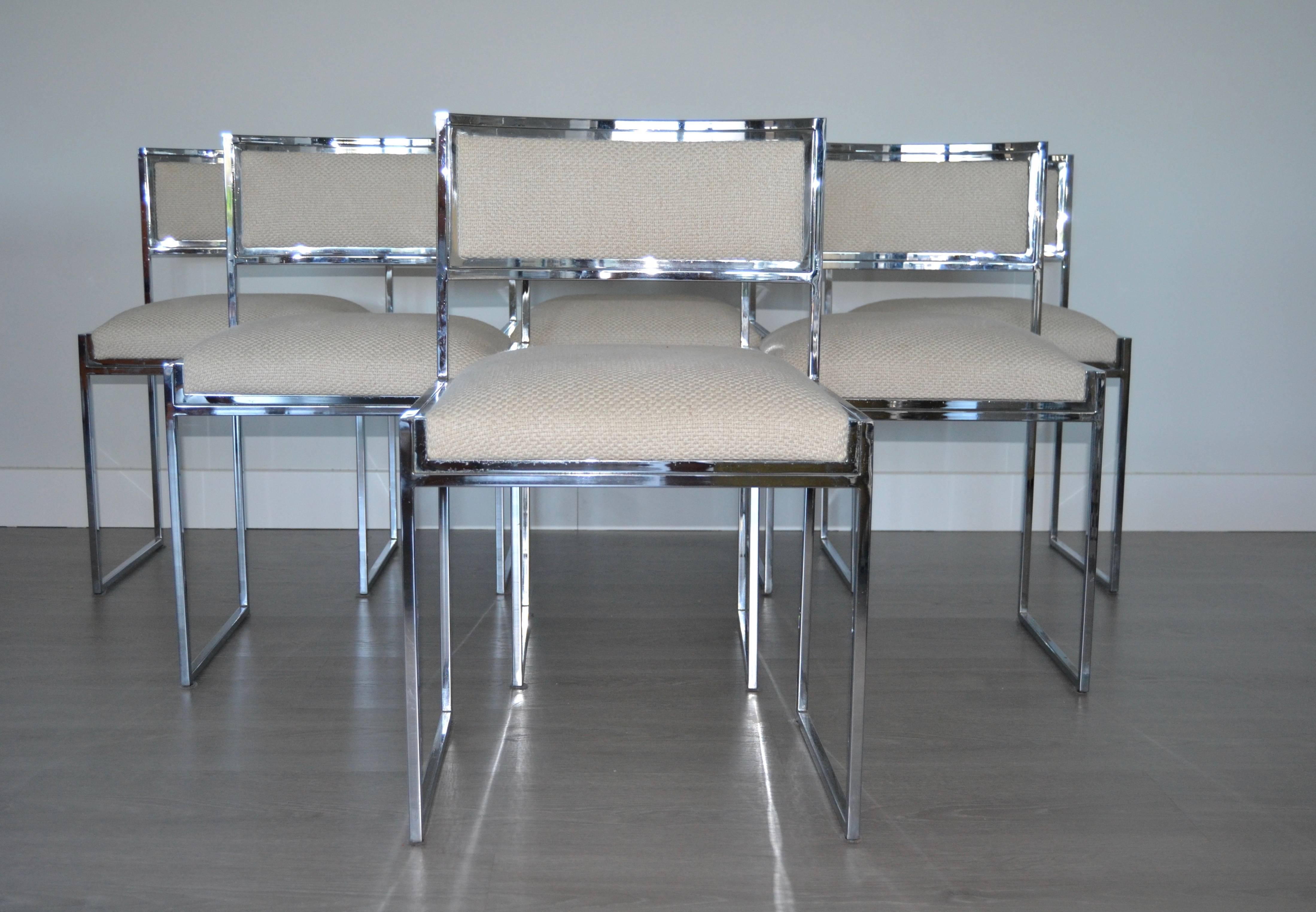 Set of six Italian chairs in chromed steel and white fabric
Great condition.
 