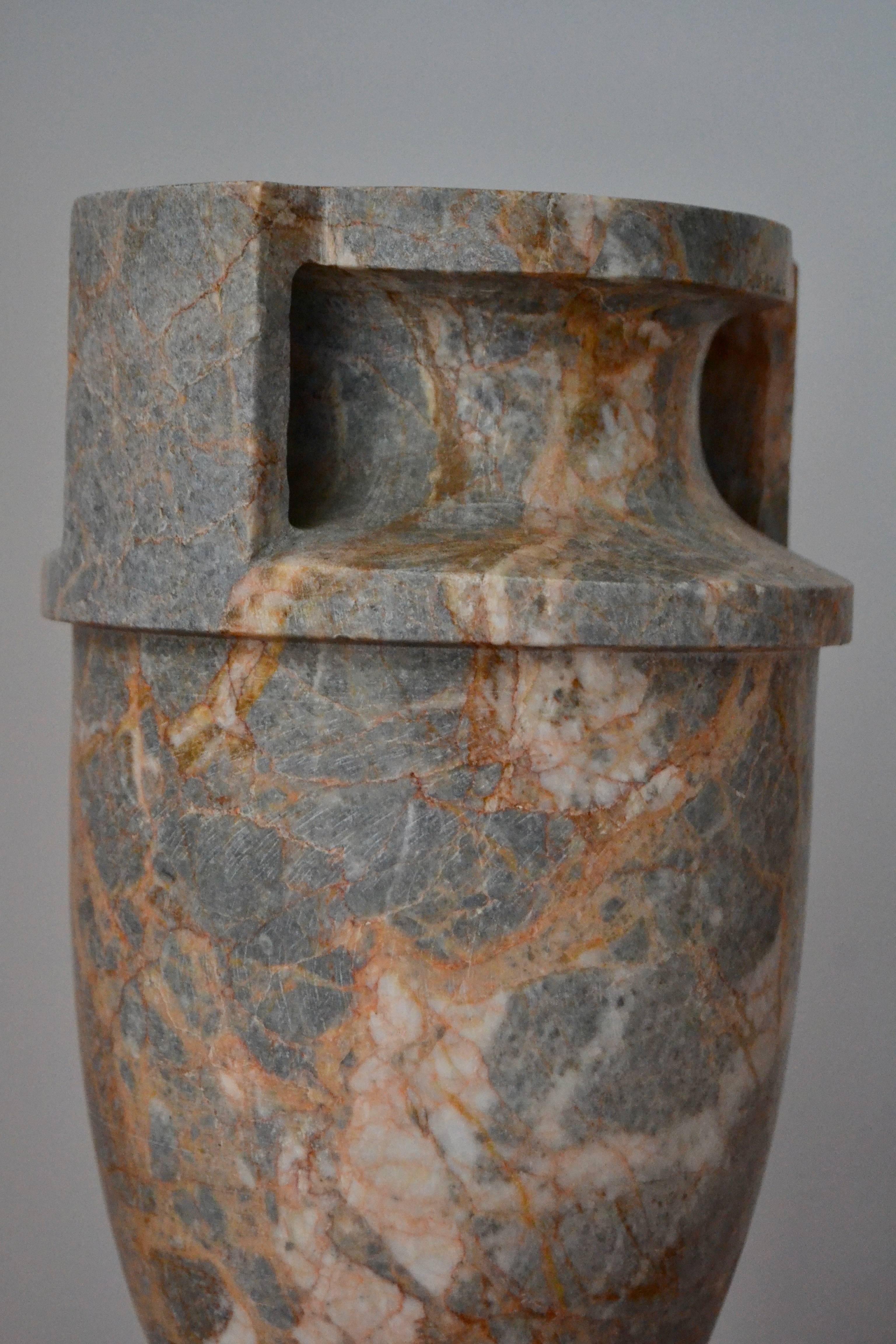Mid-20th Century Pair of Italian Marble Urns