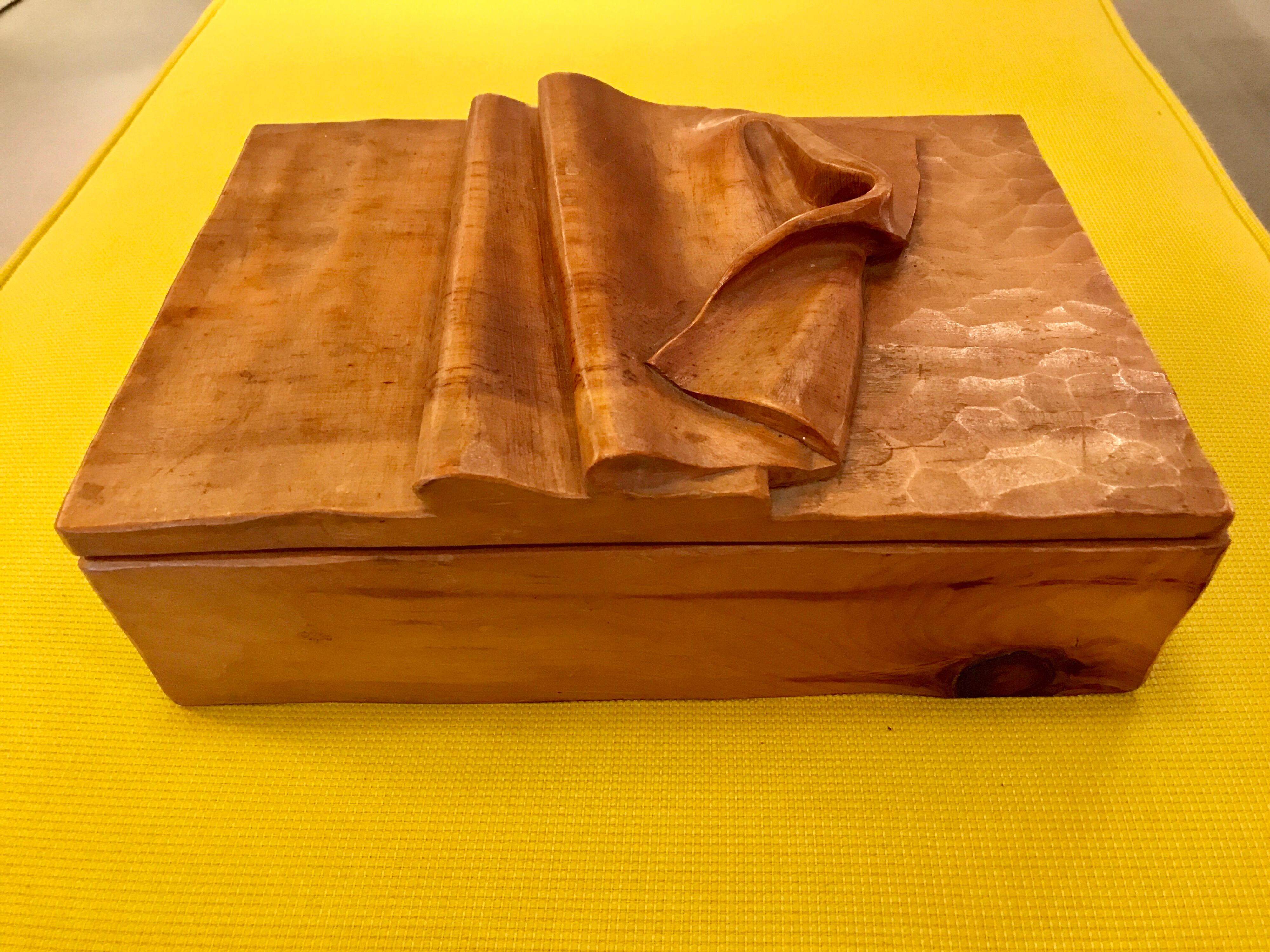 1970s hand craft wood box.