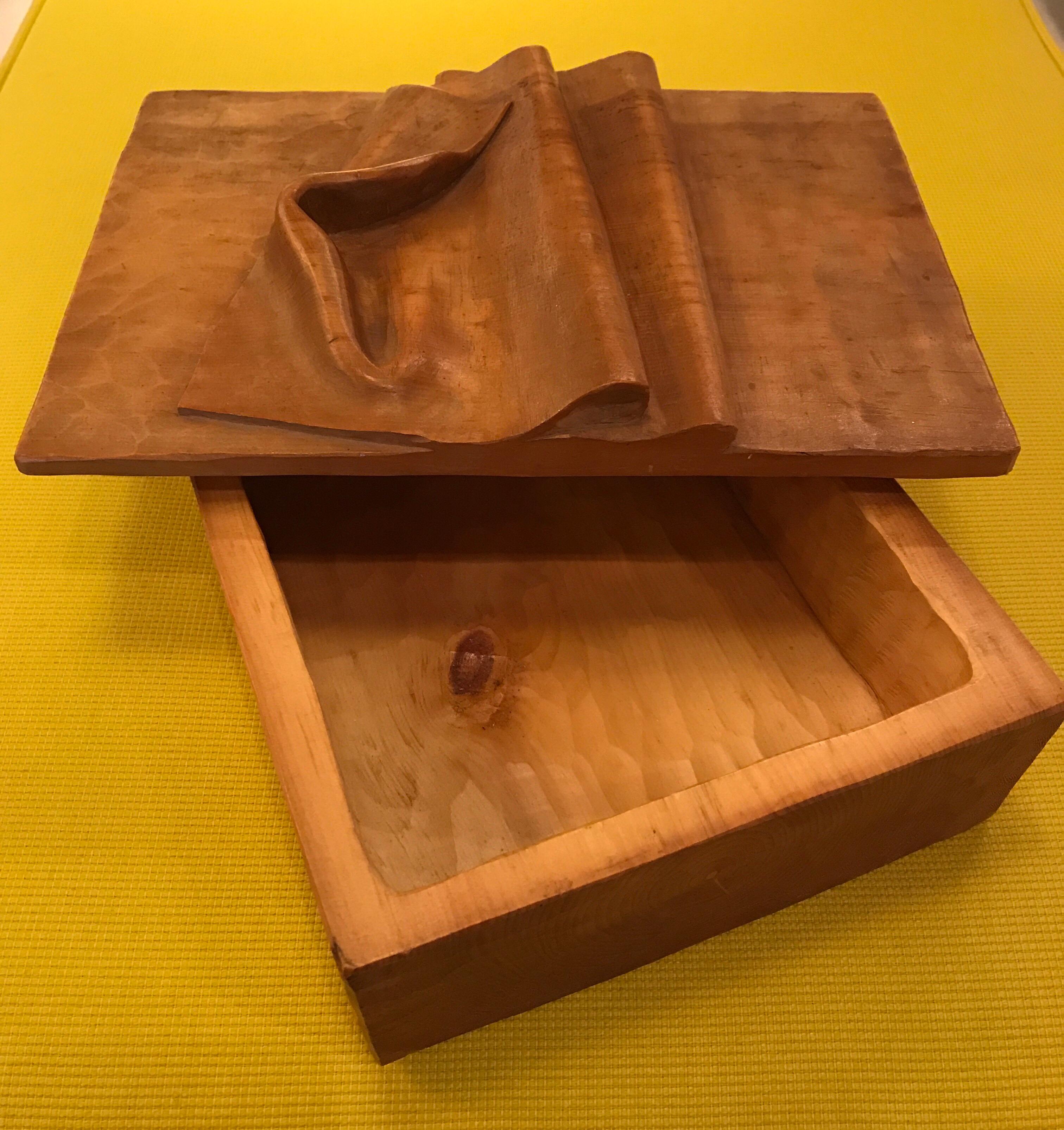 Caja de madera artesanal de los años 70 2