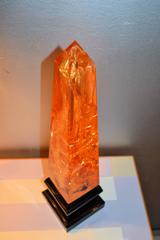 Obélisque en résine fractale des années 1970