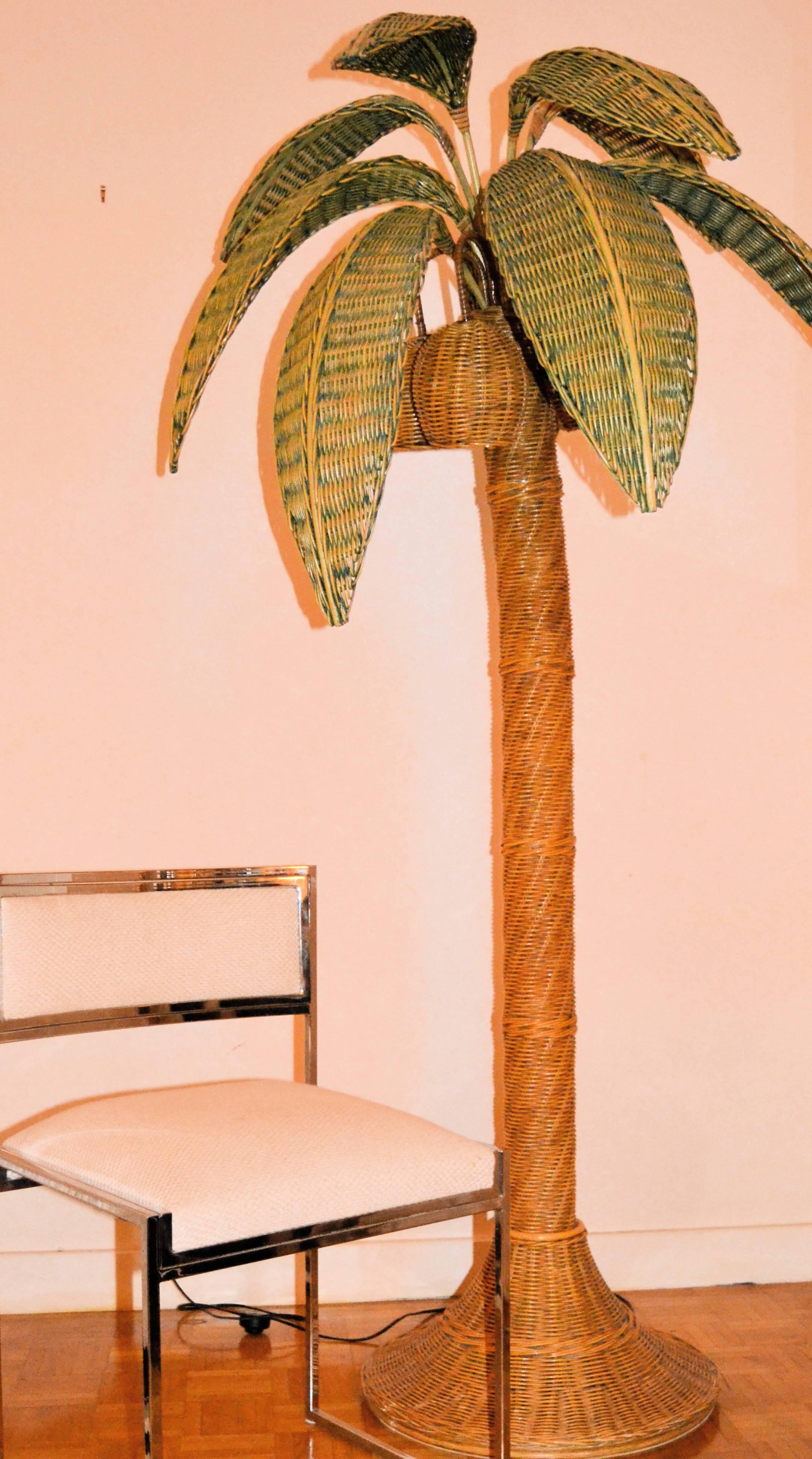 Mid-Century Modern 1970s Large Palm Tree Floor Lamp in Rattan