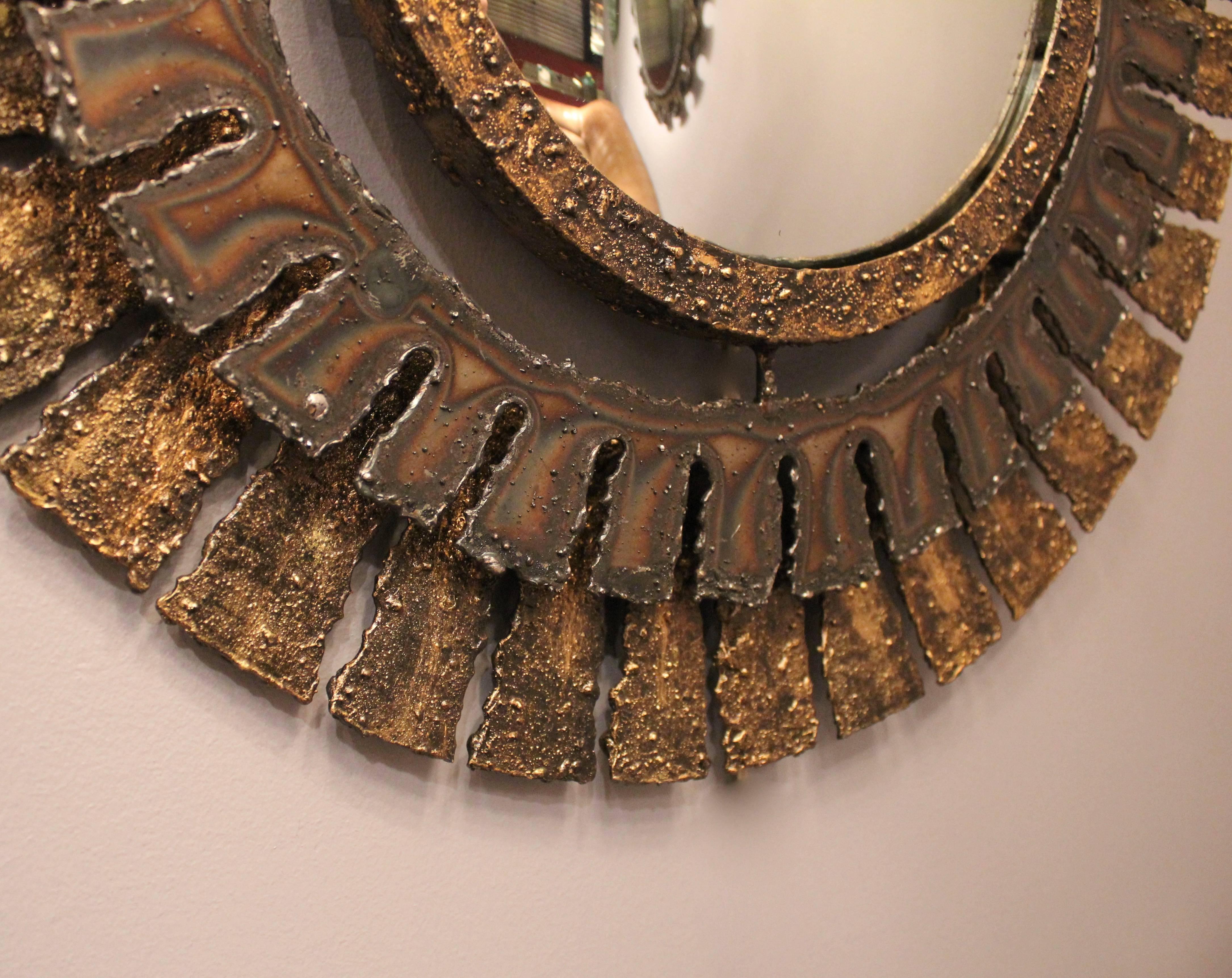 Small convex mirror by the French artist Liger. Patinated steel and stainless steel.
Unique piece made in exclusivity for the gallery.
