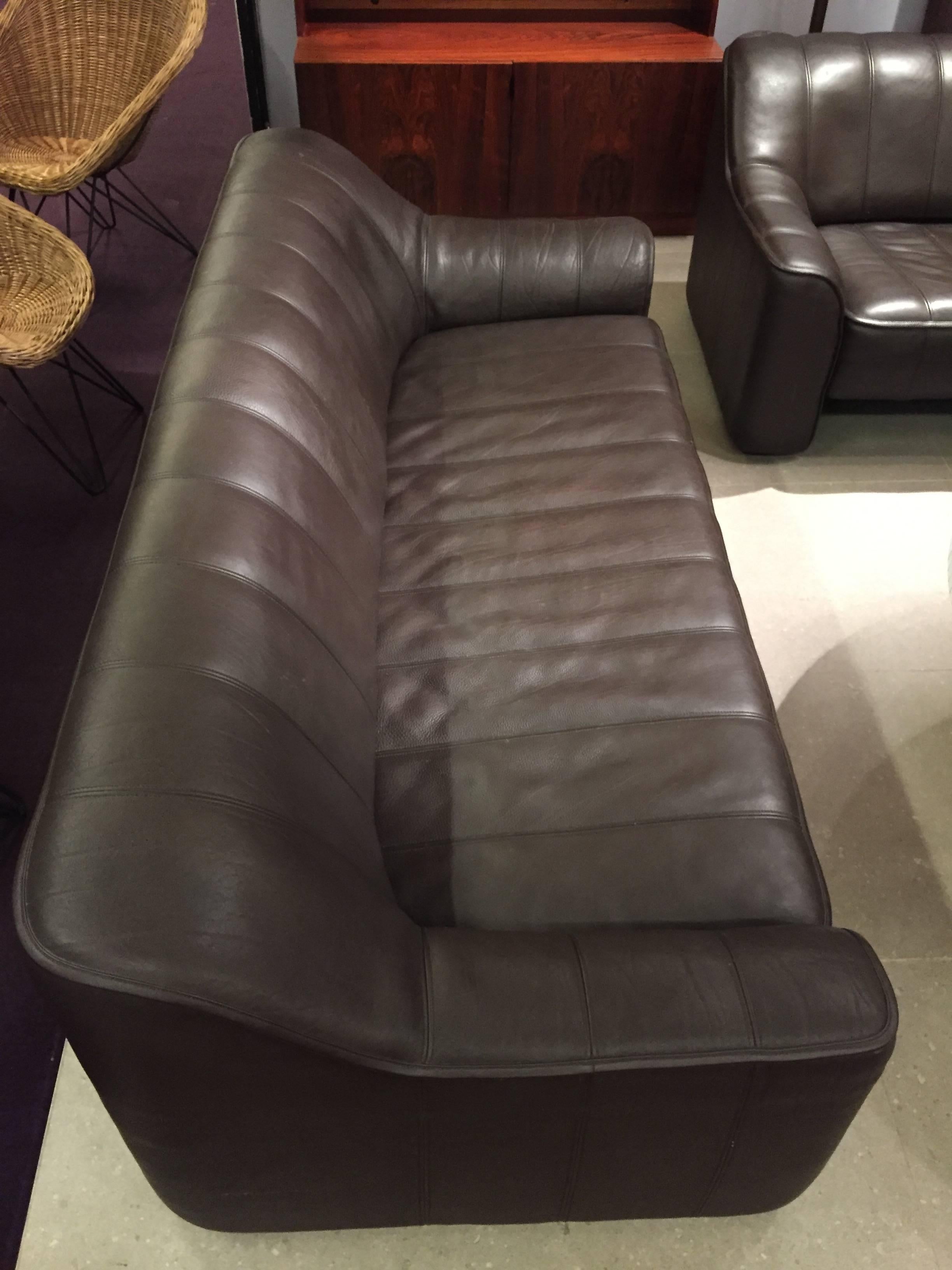 Pair of DS44 De Sede Leather Sofas 1