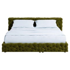 Luxuriöses italienisches Doppelbett – Gaetano Pesce für Meritalia: Bett „La Michetta“ 214, Farbe „Sage“