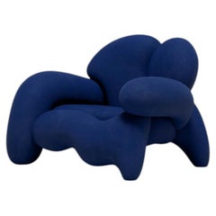 Poltrona di lusso Morphologica di Misha Kahn per Meritalia - Edizione limitata blu navy