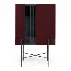 Cantori Valley Modern Lacquered and Glass Bar Cabinet / Storage unit Burgundy