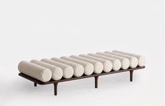 Divano letto Tacchini "Five to Nine" - Panca di Studiopepe in tessuto Loren - Base marrone