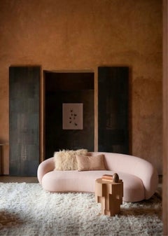 Sofá curvo de lujo italiano «Julep» de Jonas Wagell para Tacchini, en tela rosa