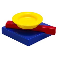 Memphis Milano „Squash“ Tischdekoration – Keramikschale und Aschenbecher von María Sanchez