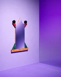 Specchio da parete "Diva" di Memphis Milano, disegnato da Ettore Sottsass