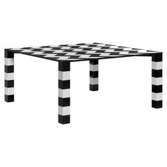 Tavolo quadrato italiano "Pierre" di Memphis Milano, disegnato da George J. Sowden, nero/bianco