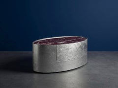 Table de chevet elliptique « Mirage » de Maurizio Manzoni, marbre rouge/argent