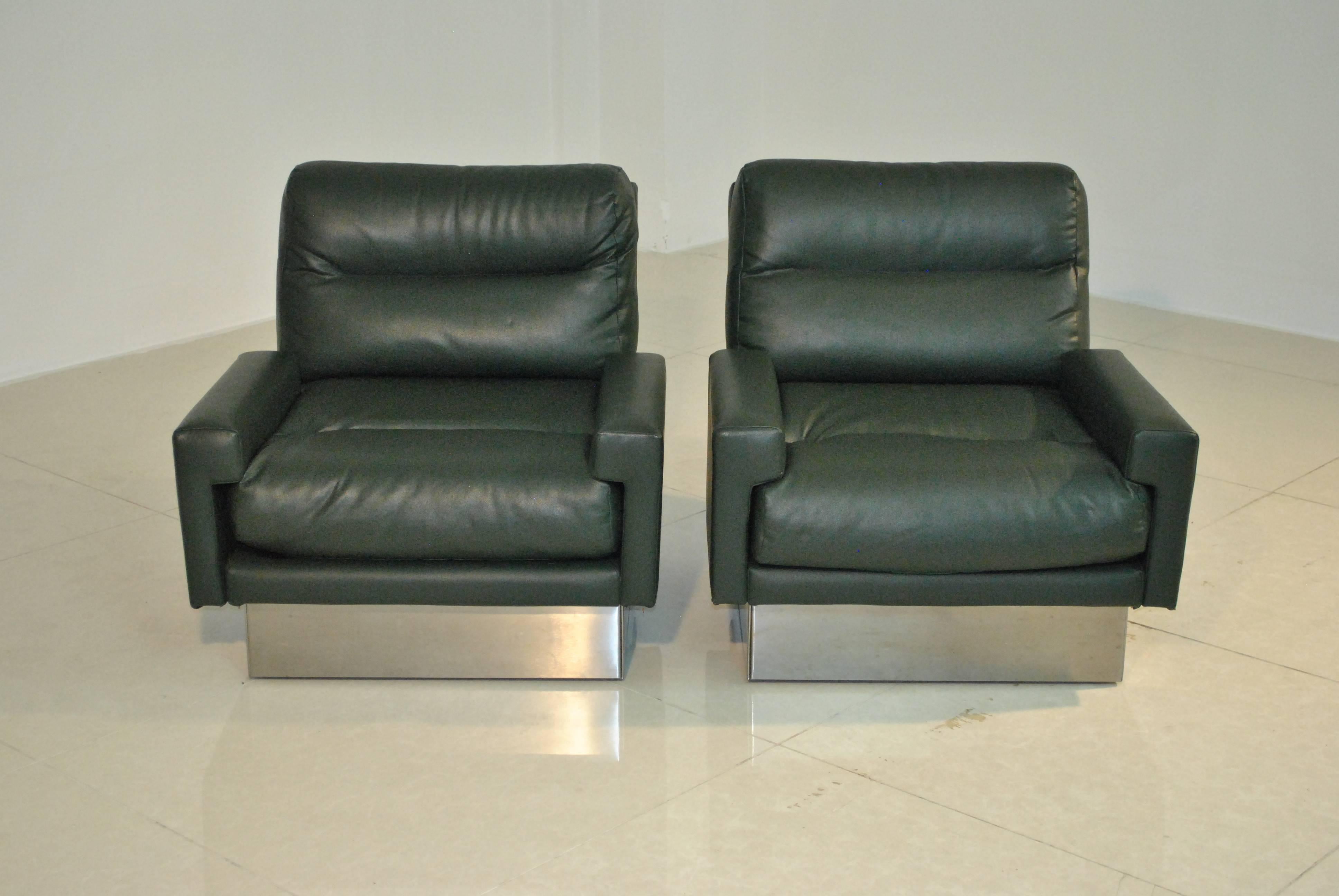 Rare Pair of Armchairs by Jacques Charpentier, France, 1970s For Sale 1