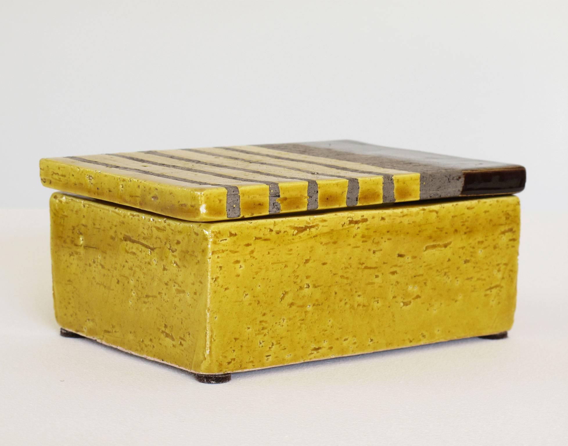 Mid-Century Modern Decorative Glazed Ceramic Box with Lid, Made in Italy For Sale