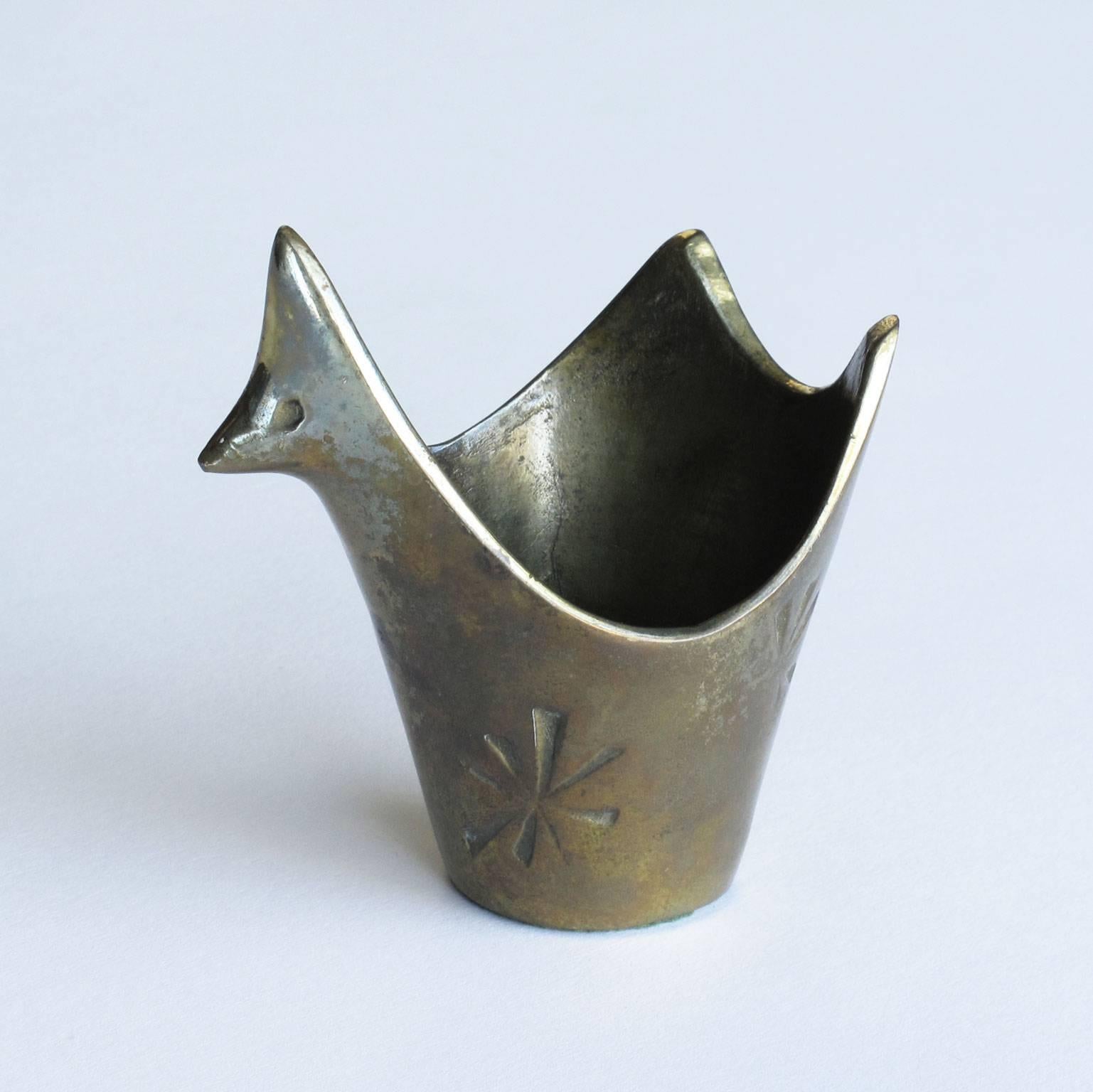 Ben Seibel Solid Brass Cup with Bird and Stars Design, 1950s For Sale 1