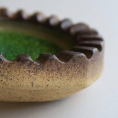 Robert Maxwell California Modern Ceramic Dish with Melted Green Glass, 1970s